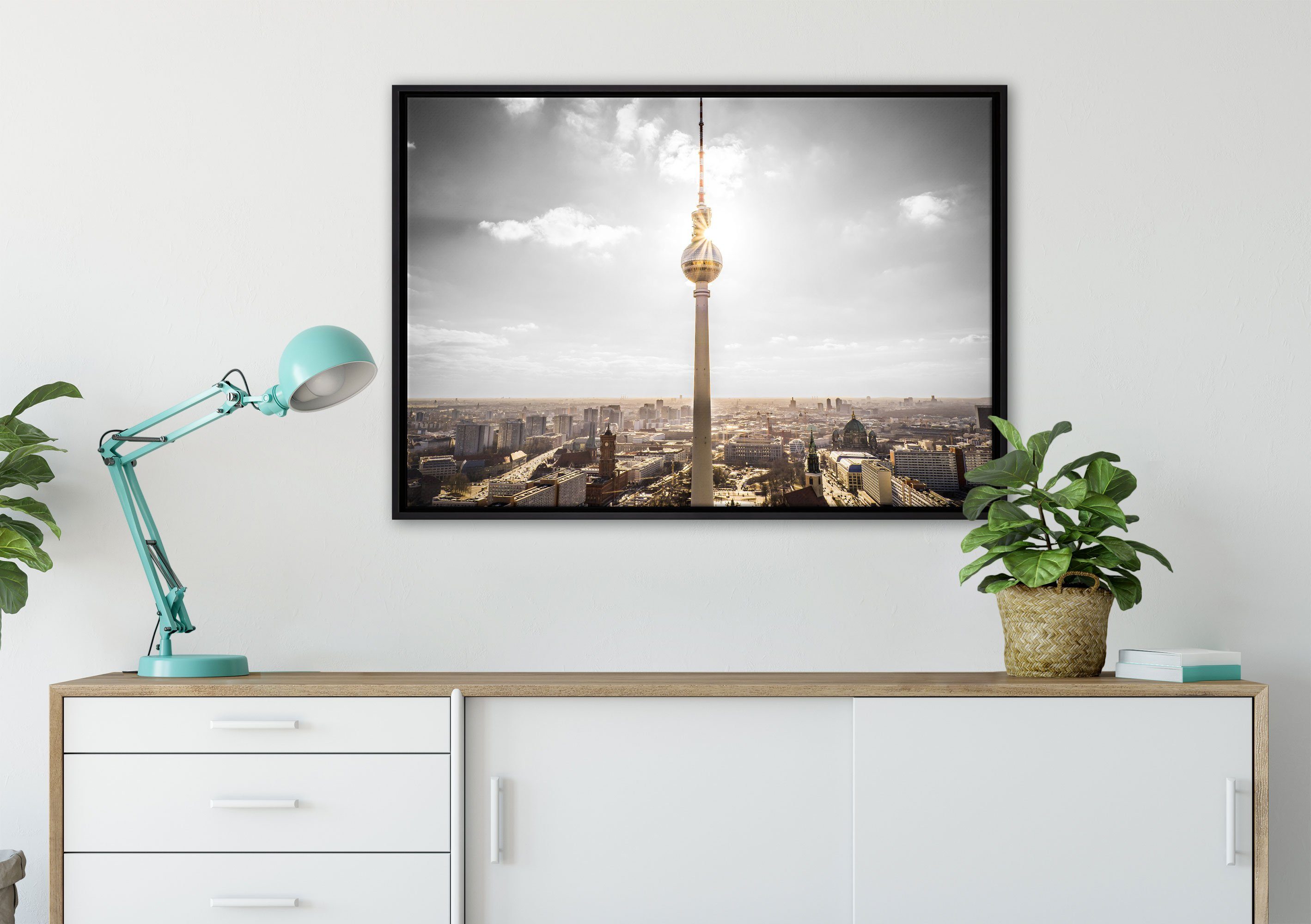 Pixxprint Leinwandbild Berliner Fernsehturm, Wanddekoration in einem (1 gefasst, St), fertig inkl. bespannt, Zackenaufhänger Schattenfugen-Bilderrahmen Leinwandbild