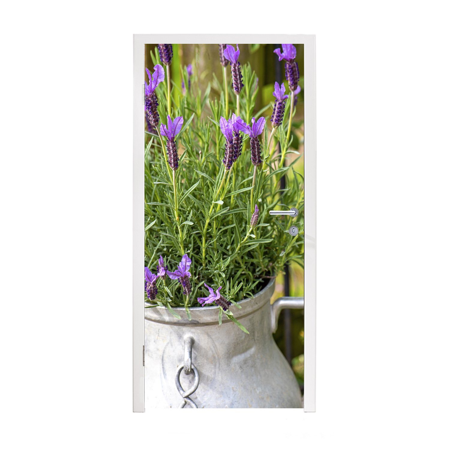 MuchoWow Türtapete Lavendel in einem Milchkännchen, Matt, bedruckt, (1 St), Fototapete für Tür, Türaufkleber, 75x205 cm