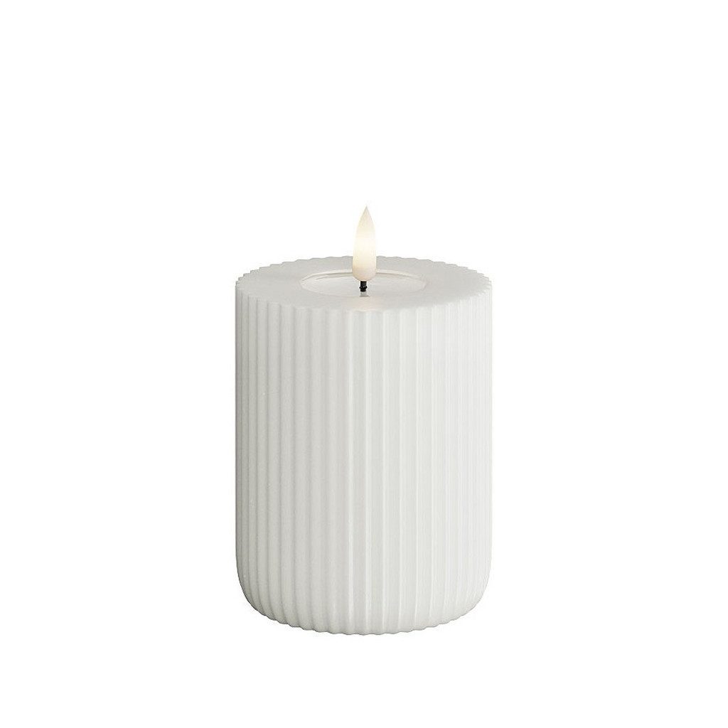 Deluxe Homeart LED-Kerze Echtwachs gerillt Durchmesser 8 cm günstig online kaufen