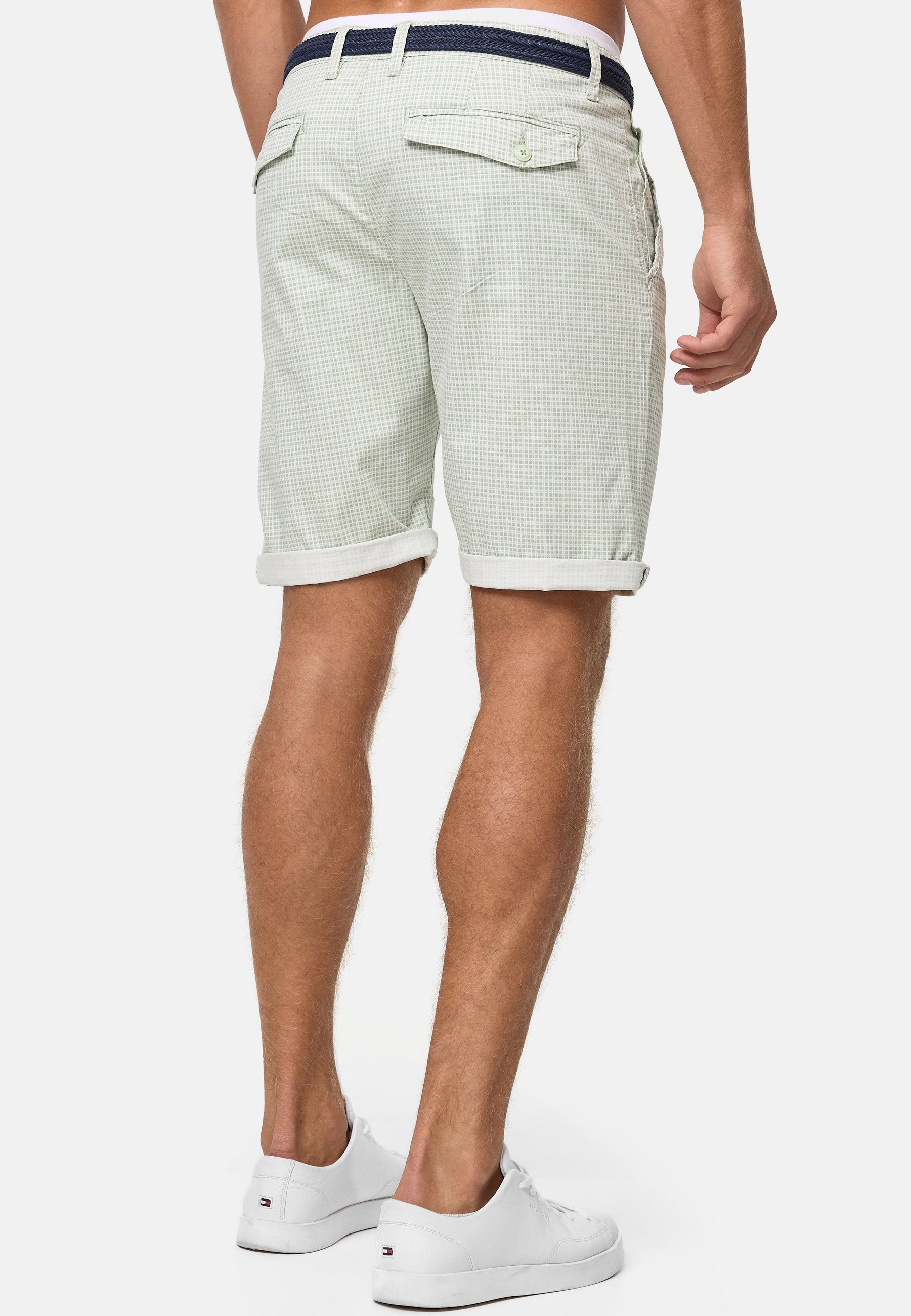 Indicode Chinoshorts Herren Bourchier Chino Shorts Herrenshorts Chino Shorts mit modernem Karomuster und einem Gürtel