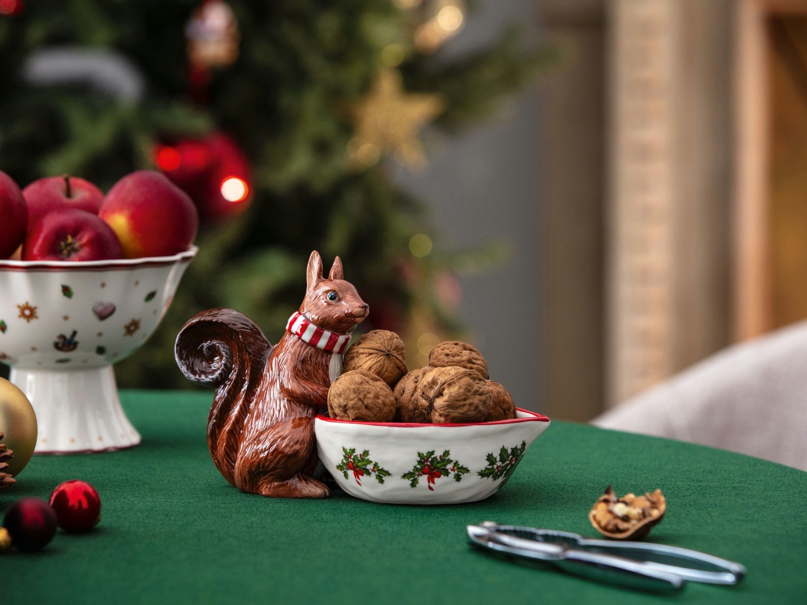 Villeroy & Boch Schale Toy's Fantasy Eichhörnchen mit Schale 20x10x12cm, Hartporzellan, (Schüsseln & Schalen) – Bild 3 von 3