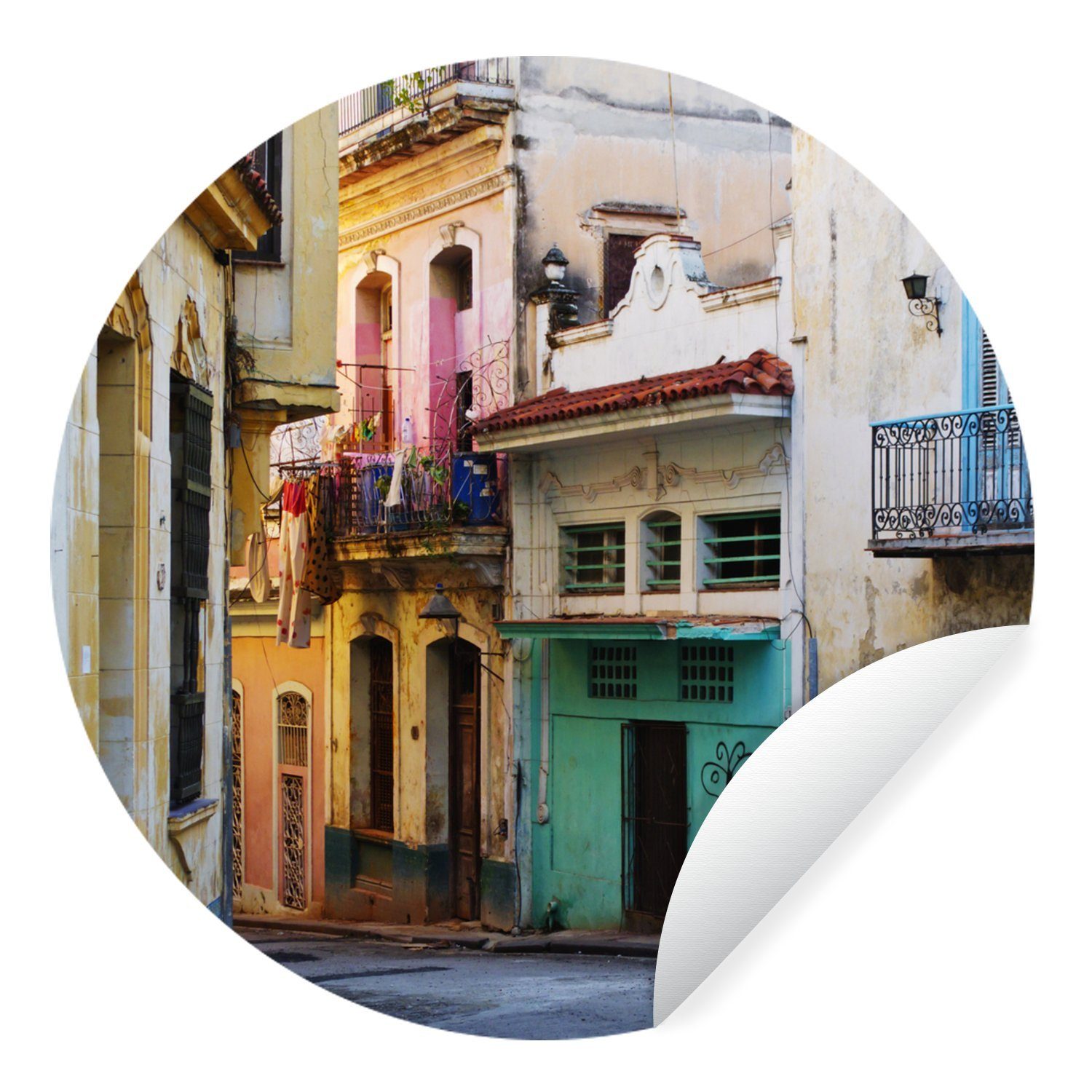 MuchoWow Wandsticker Bunte Straße in Kuba (1 St), Tapetenkreis für Kinderzimmer, Tapetenaufkleber, Rund, Wohnzimmer | Wandtattoos
