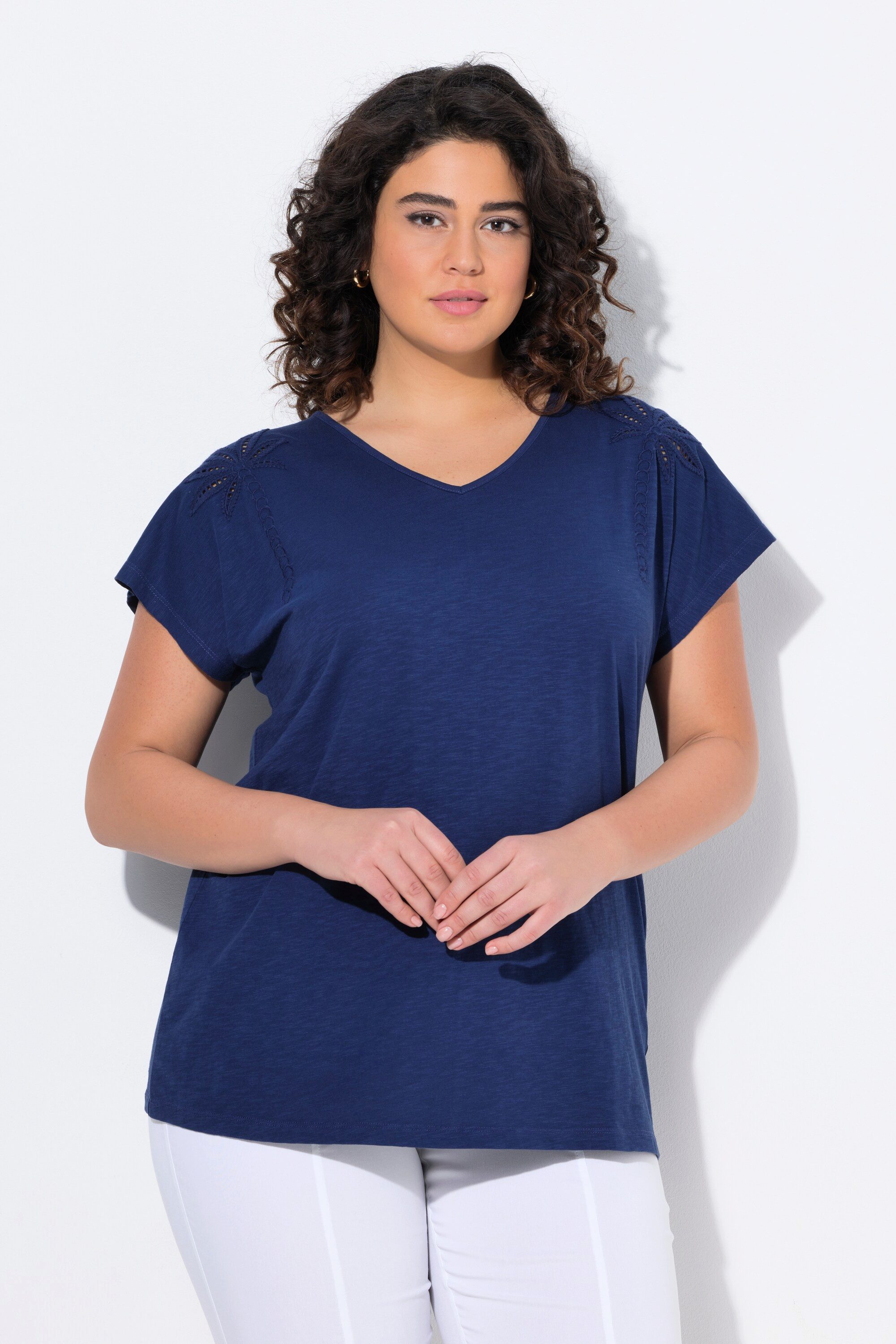 Ulla Popken T-Shirt T-Shirt Palmen Oversized V-Ausschnitt Halbarm günstig online kaufen