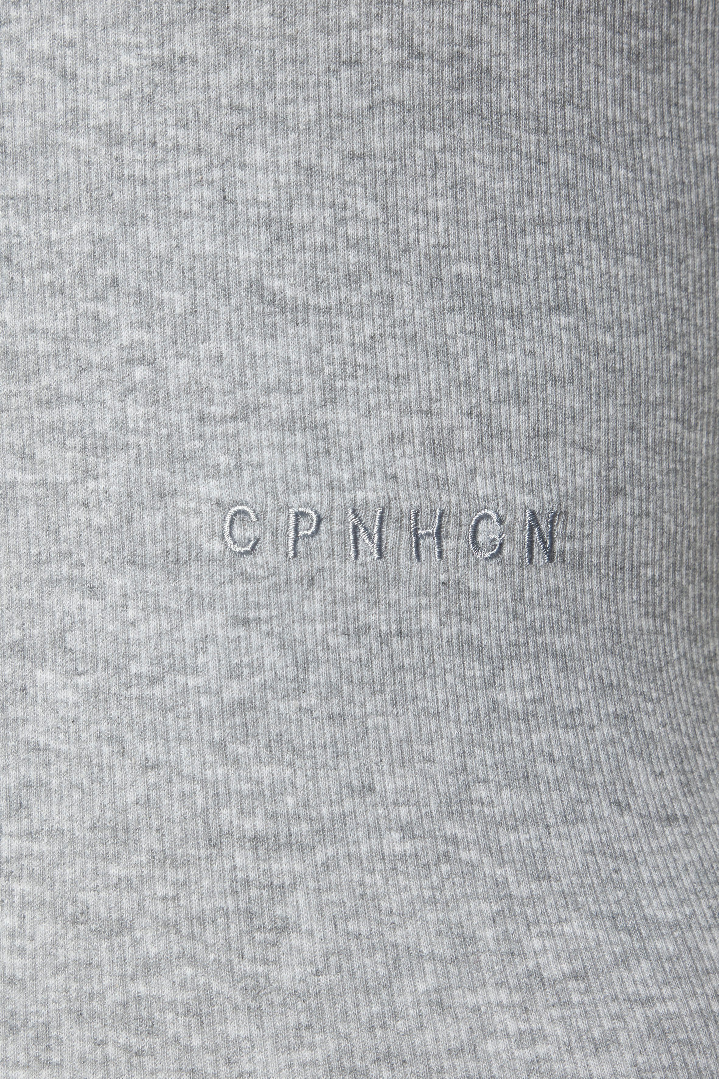 Copenhagen Studios Achseltop mit hochwertiger Logostickerei aus gerippter Bio-Baumwollqualität