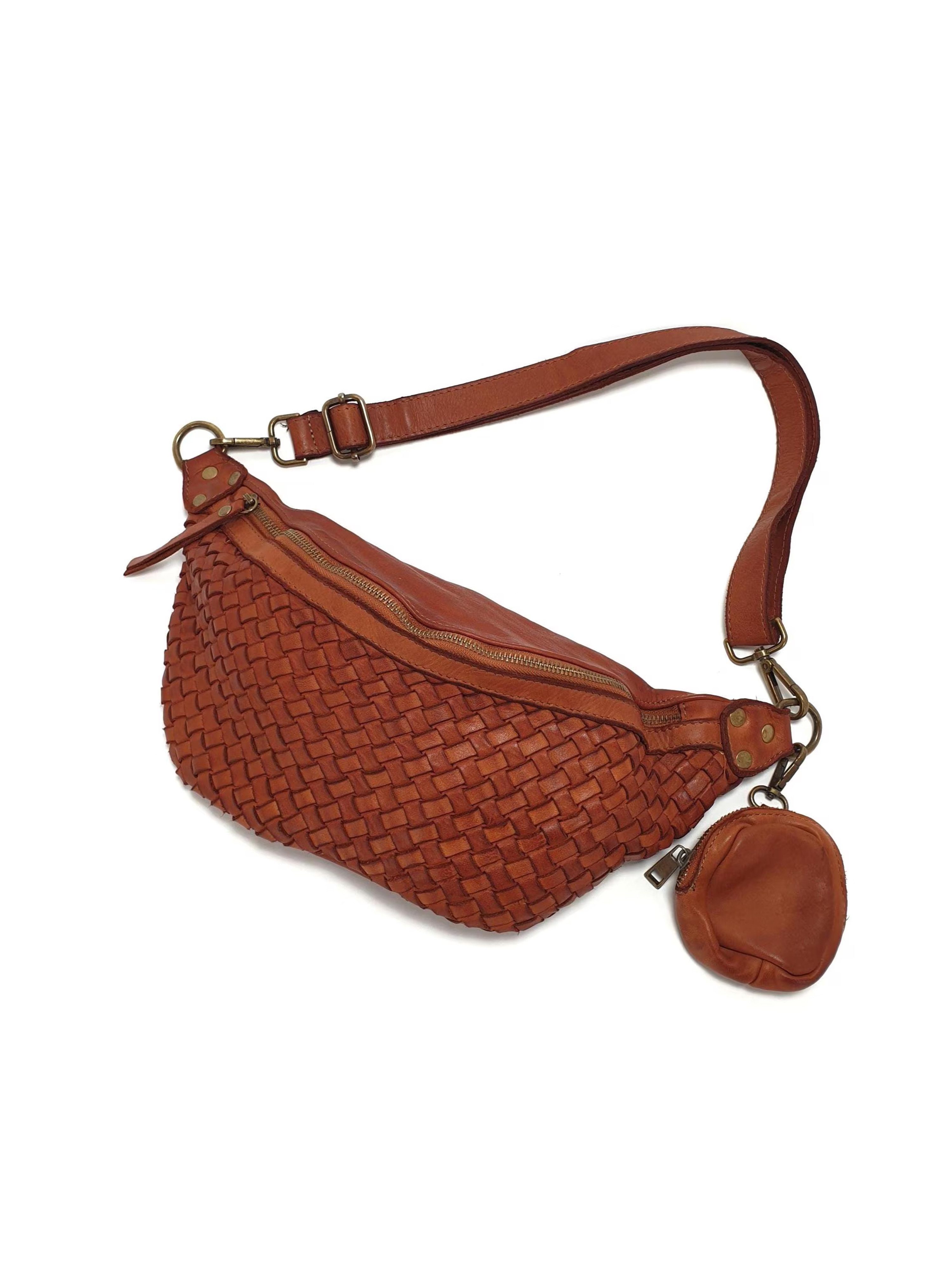 sanumi Bauchtasche italienische Leder-Umhängetasche