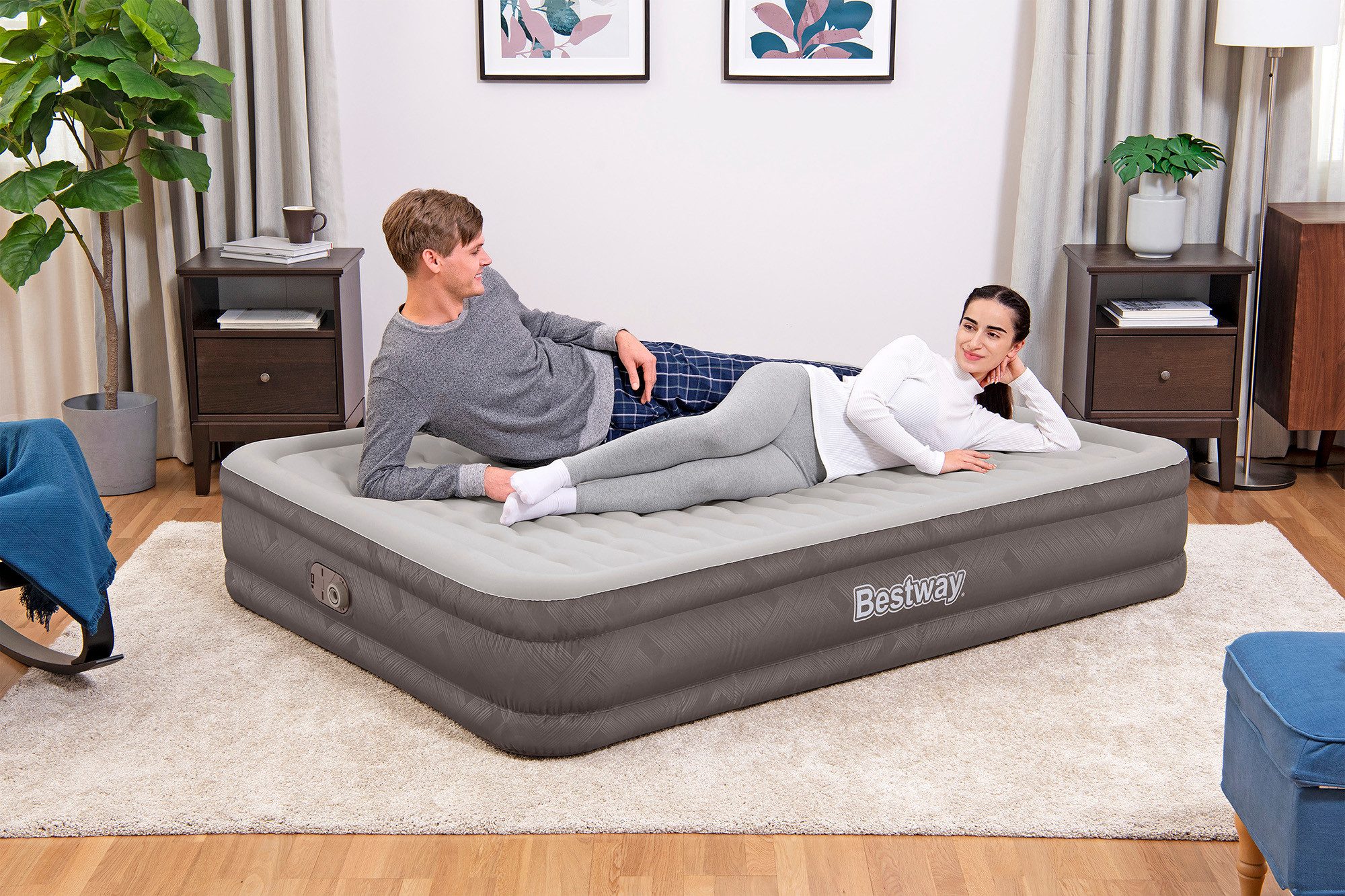 Bestway Luftbett Fortech® 203 x 152 x 36 cm, (Packung, 1-tlg., Inkl. integrierter Elektropumpe), Ideal für den Innengebrauch
