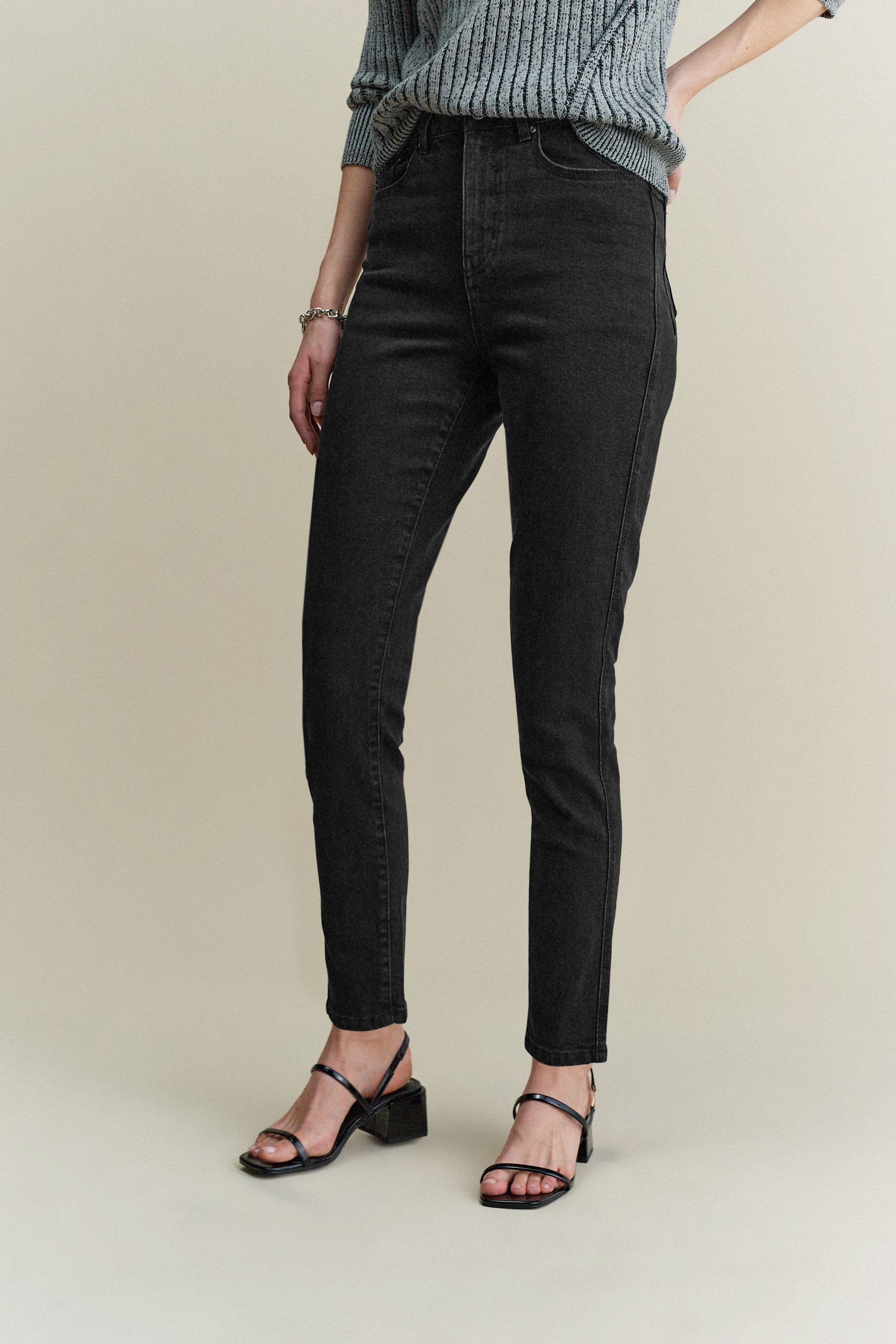 Next Mom-Jeans Bequeme Mom-Jeans mit (1-tlg) Black Stretch