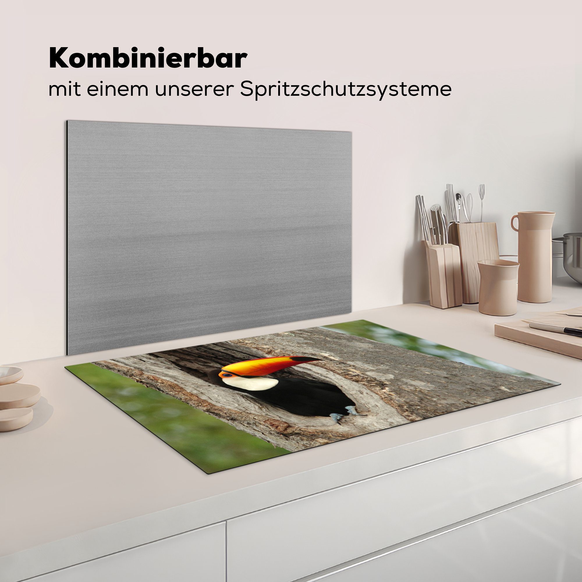 Induktionskochfeld küche, Ceranfeldabdeckung Herdblende-/Abdeckplatte Tukan tlg), Brasilien, in einem Schutz 81x52 in für Baum Vinyl, MuchoWow die cm, (1