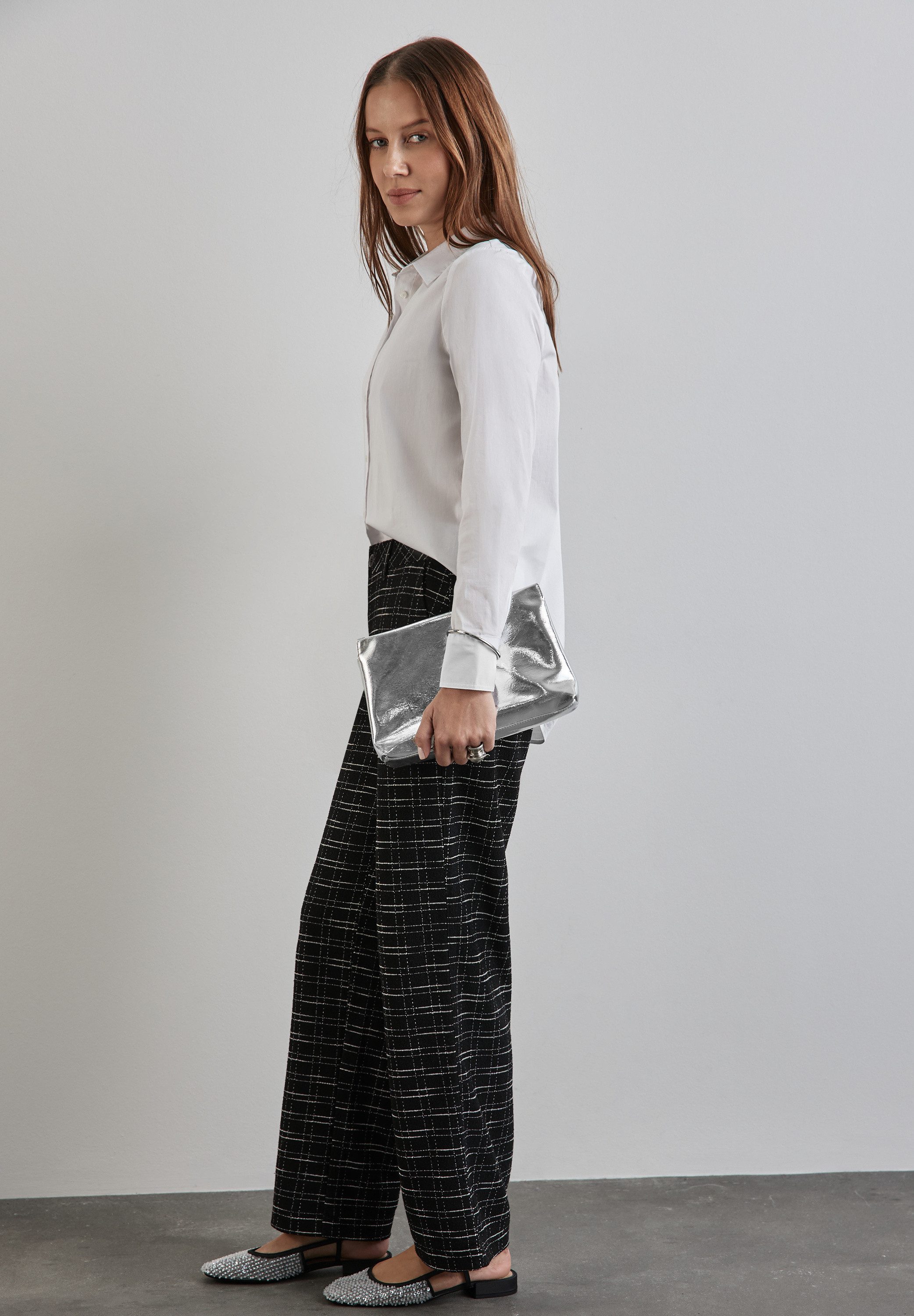 STREET ONE Stoffhose QR Straight Leg Bouclé Sommerhose mit Karomuster, Bouclé
