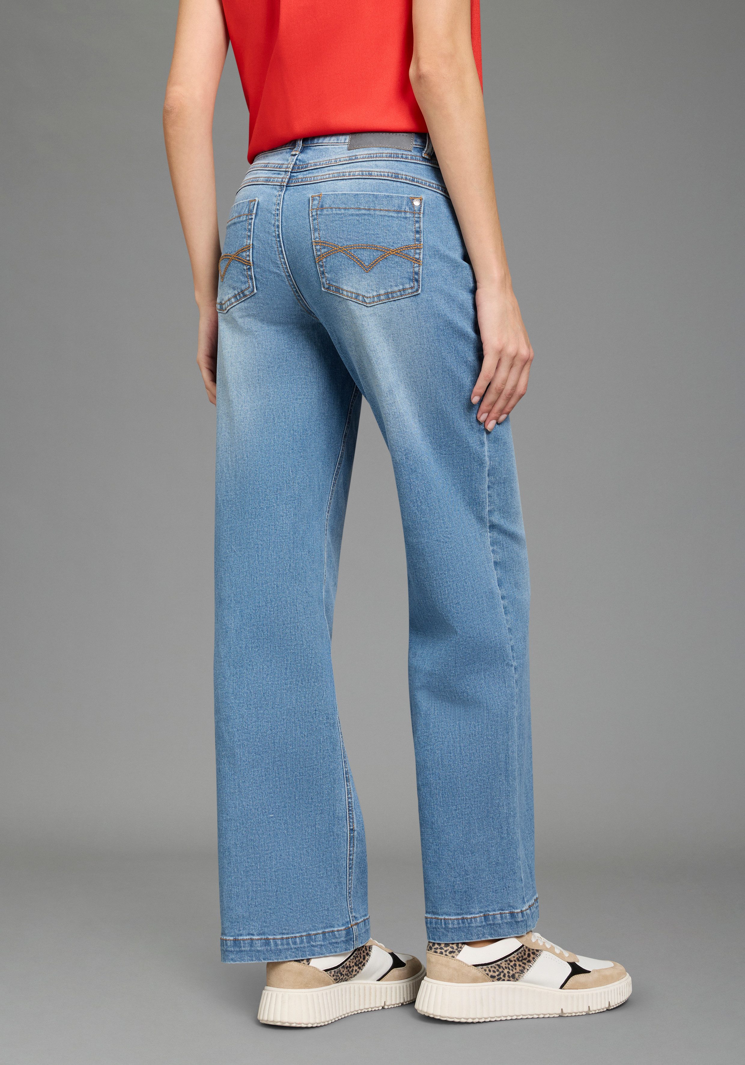 Bruno Banani Weite Jeans mit Elasthan-Anteil, aus Baumwollmaterial günstig online kaufen