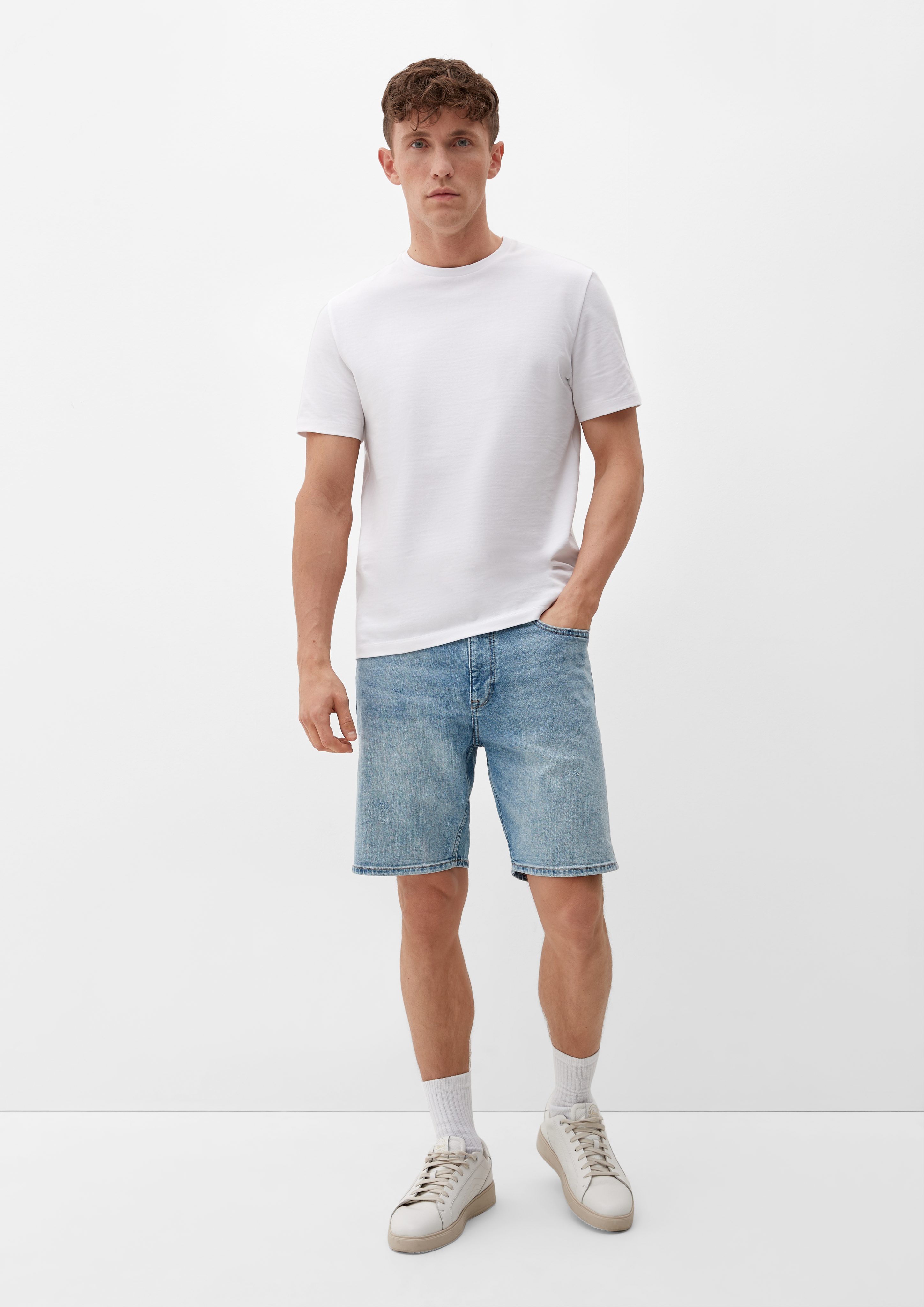 s.Oliver / / Jeansshorts Relaxed Fit Waschung Mid Jeans-Shorts Leg Wide / Rise