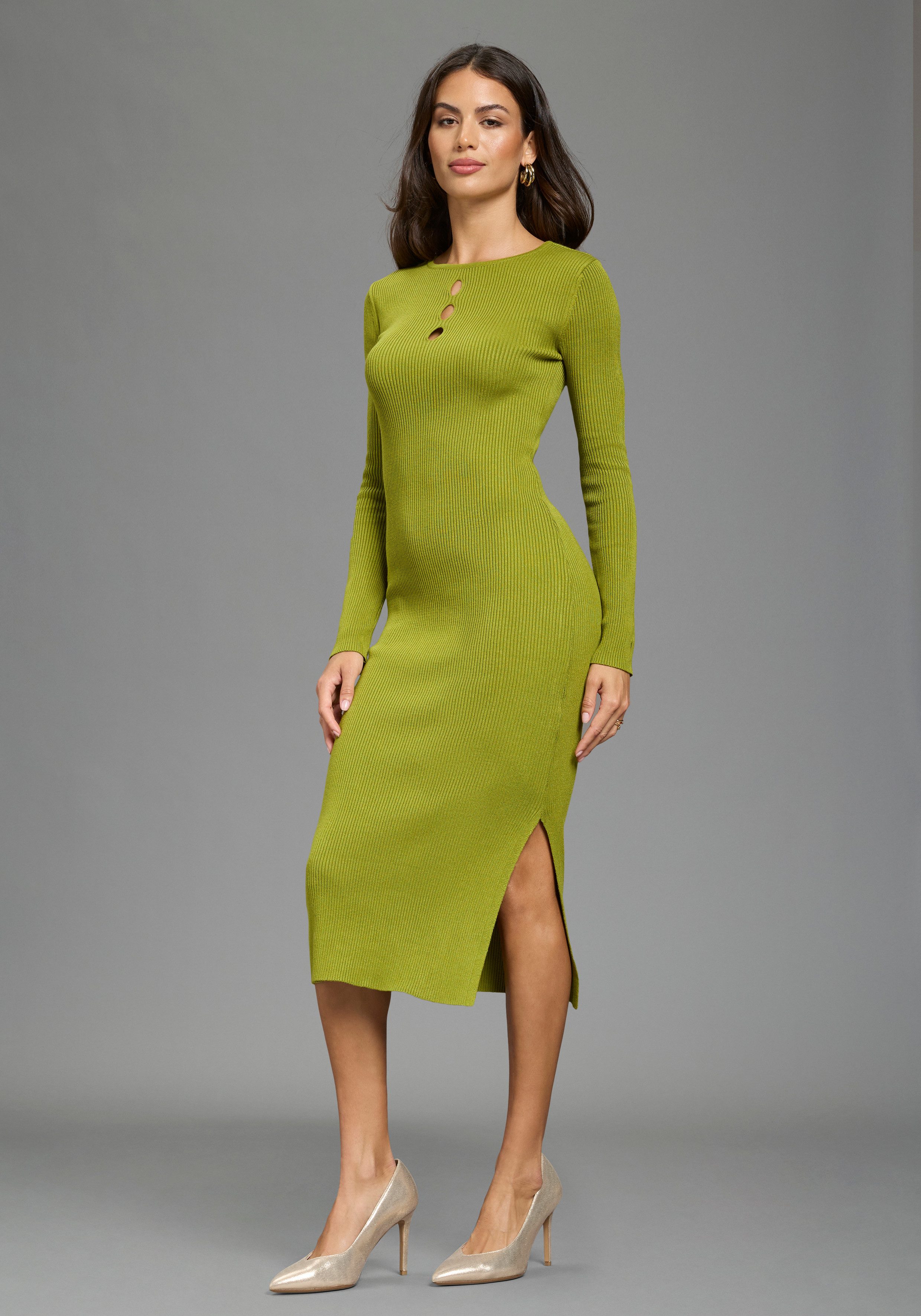 Melrose Strickkleid in Midi-Länge mit femininen Cut-Outs und seitlichem Schlitz – Bild 4 von 5