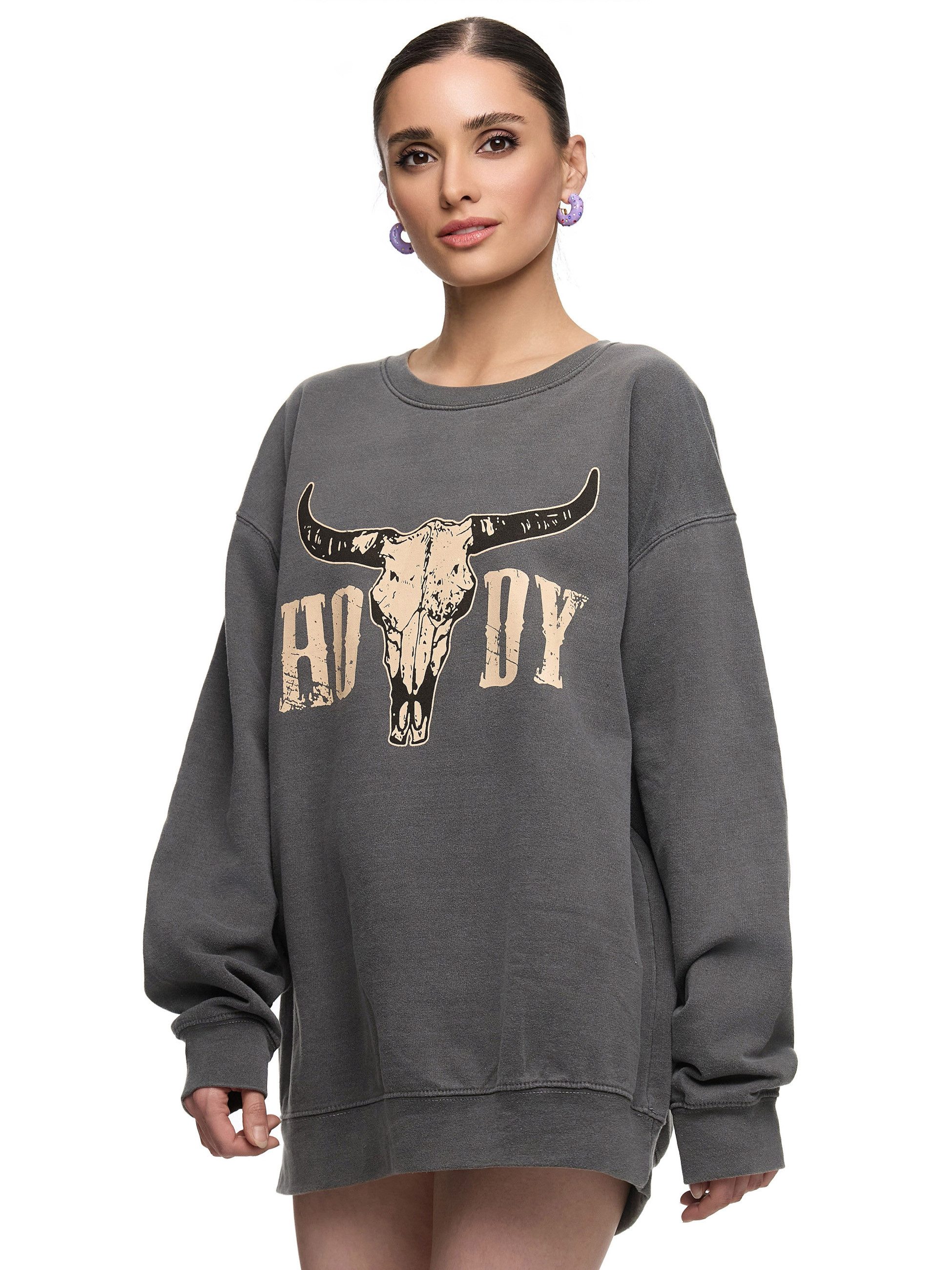 Worldclassca Sweatshirt Worldclassca Oversized Sweatshirt Print HOWDY Stier Langarm Pullover Print - HOWDY