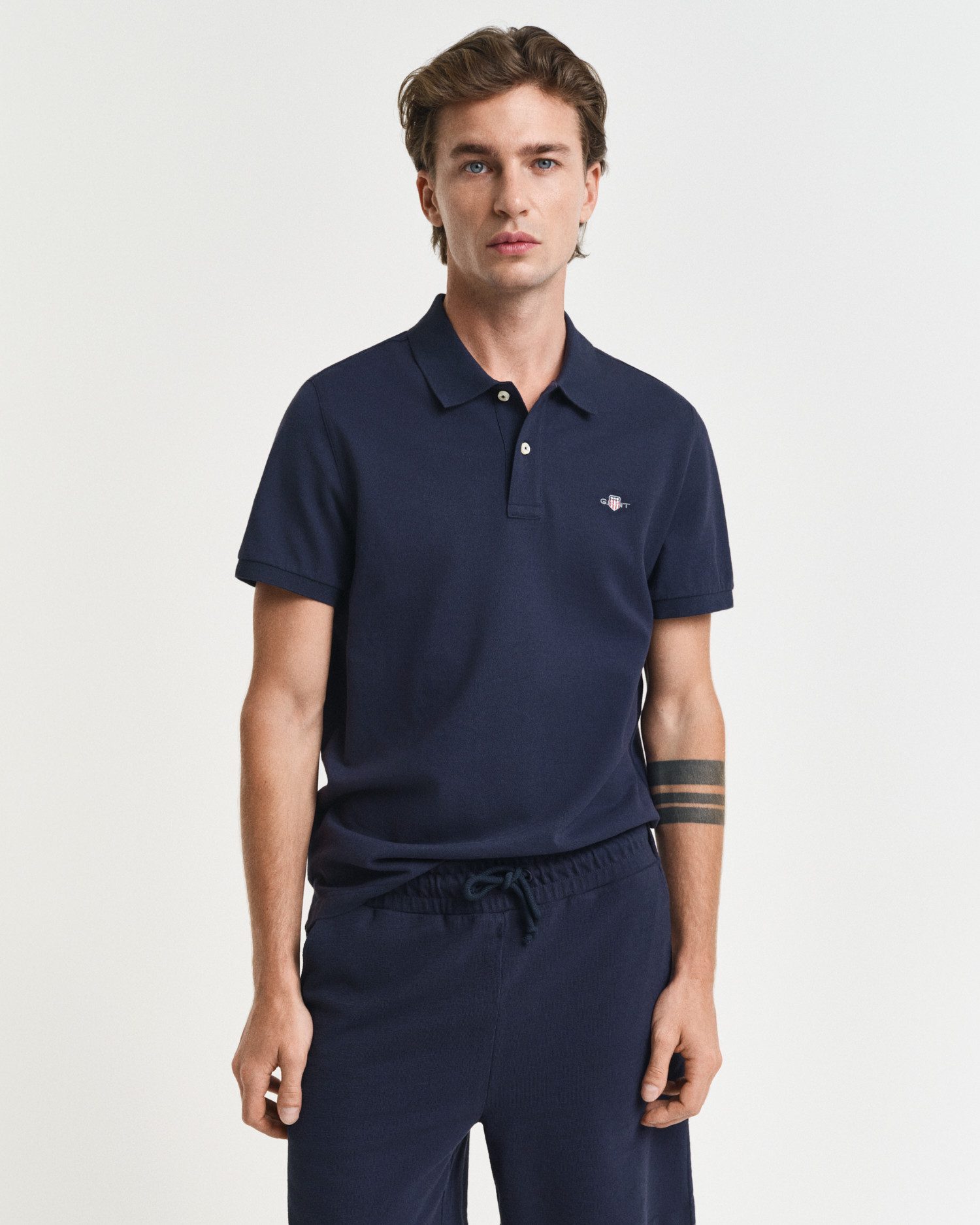 Gant Poloshirt REG SHIELD SS PIQUE POLO mit Logo und Flachstrickkragen 100% Baumwolle Pique