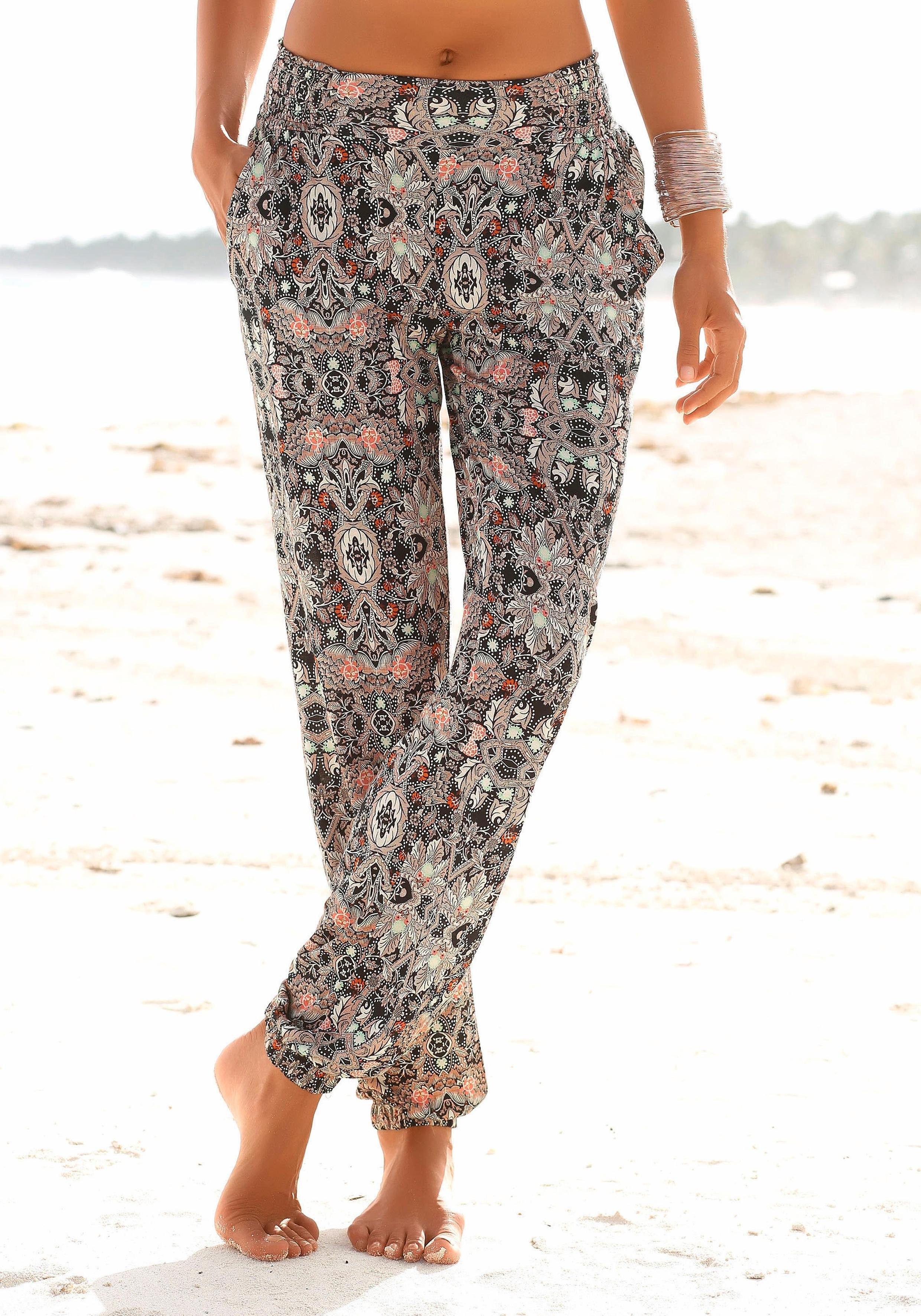 s.Oliver Strandhose mit Alloverprint und Taschen, Stoffhose, Sommerhose, elastisch