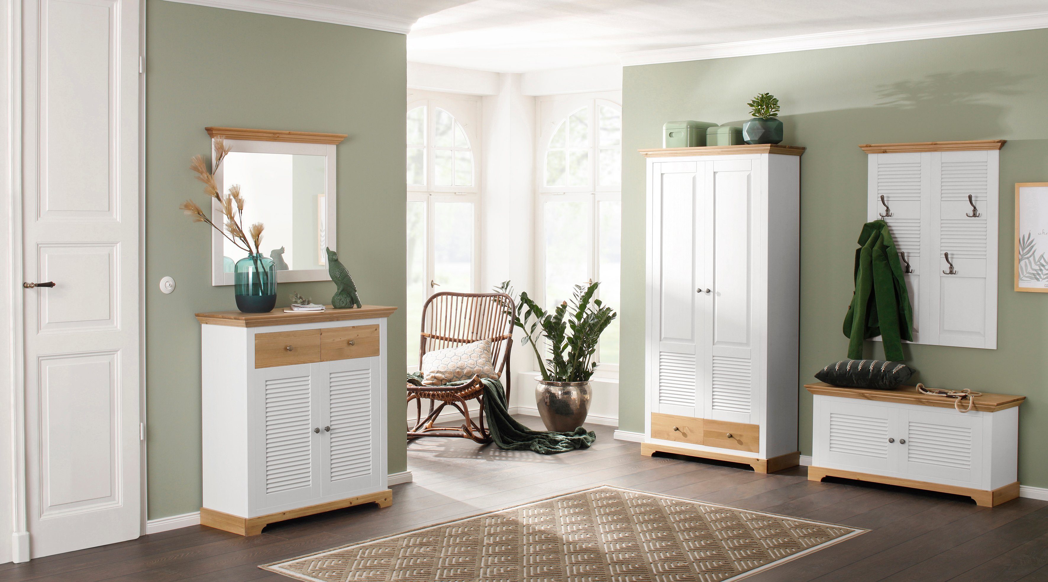 OTTO home Garderobenpaneel Ayanna, Breite 84 cm, mit 4 Doppelhaken, aus massiver Kiefer, FSC®