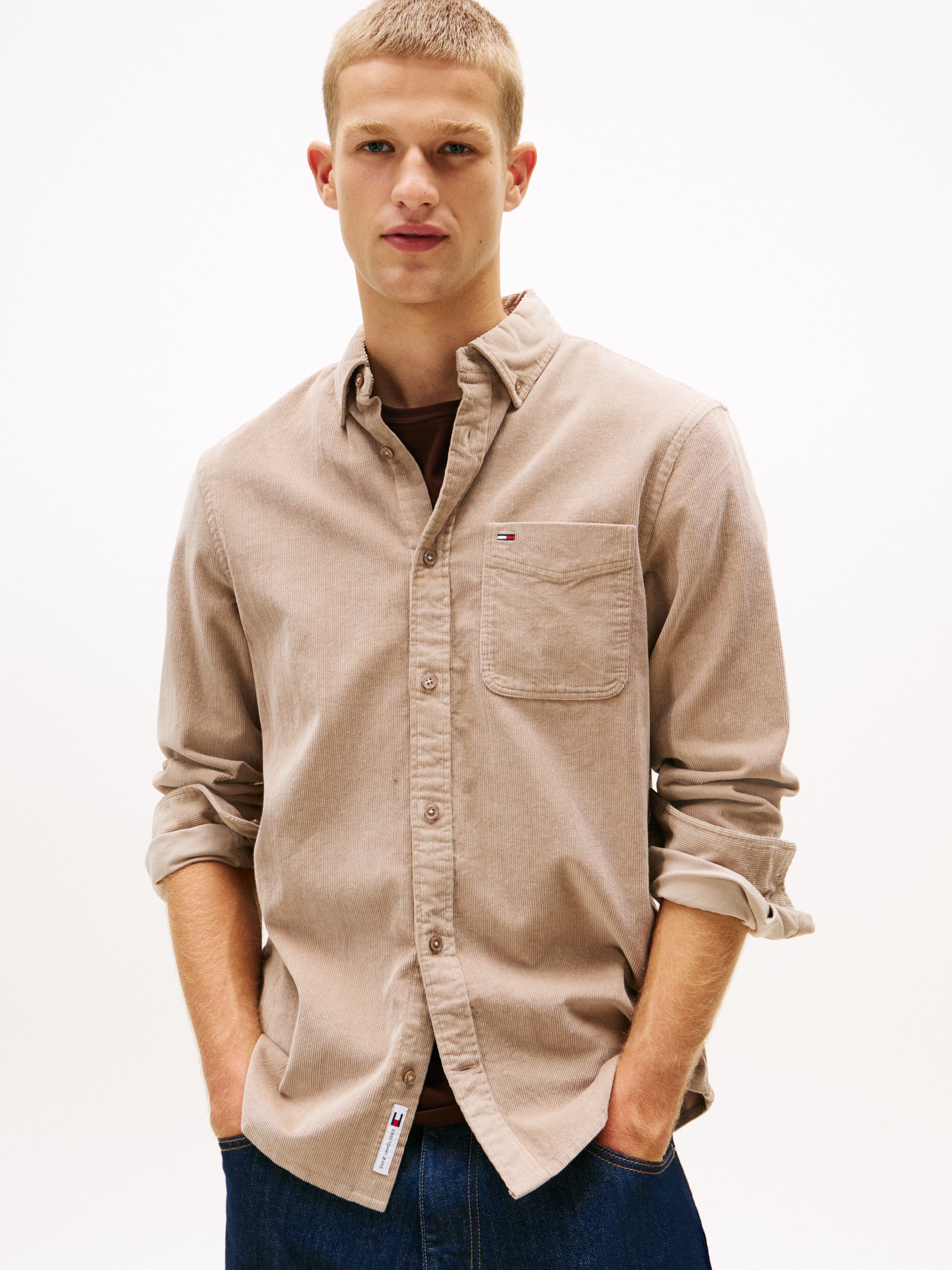Tommy Jeans Langarmhemd TJM BABY CORD SHIRT EXT Cordhemd Regular Fit, Button-down-Kragen