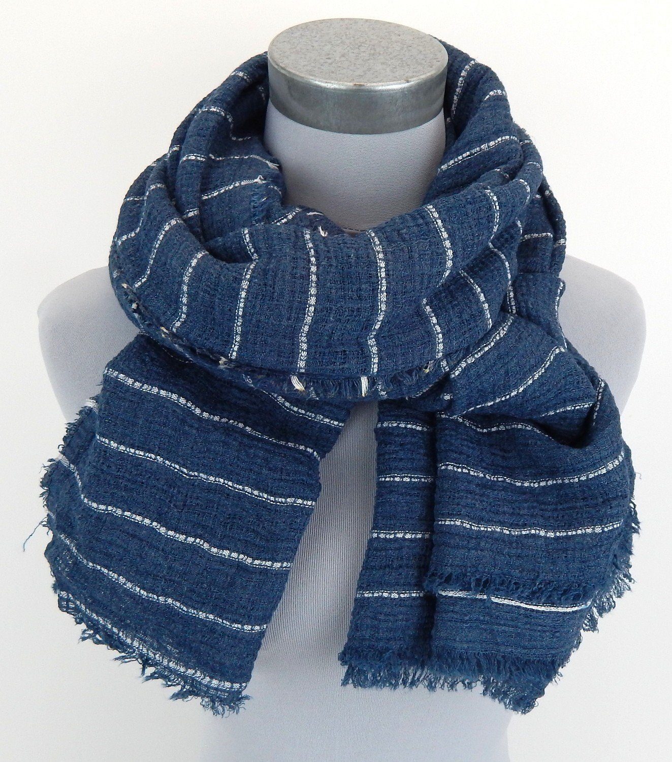 Ella Jonte Modeschal, beere lila weicher Herbst- Winterschal Viskose Rundumfransen