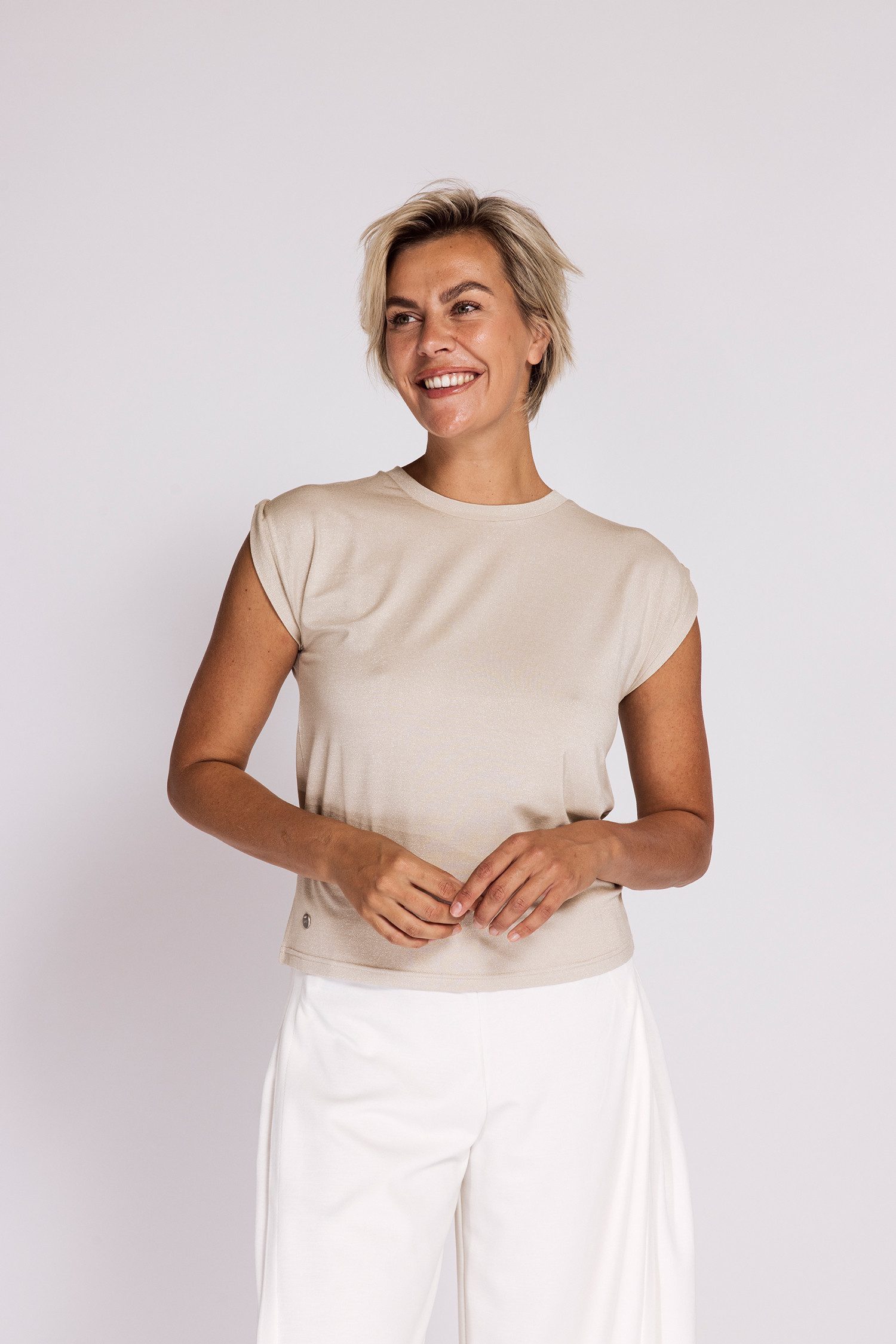 Zhrill Kurzarmshirt WERA T-Shirt RH normale Passform, Kurzarm, mit metallischen Details