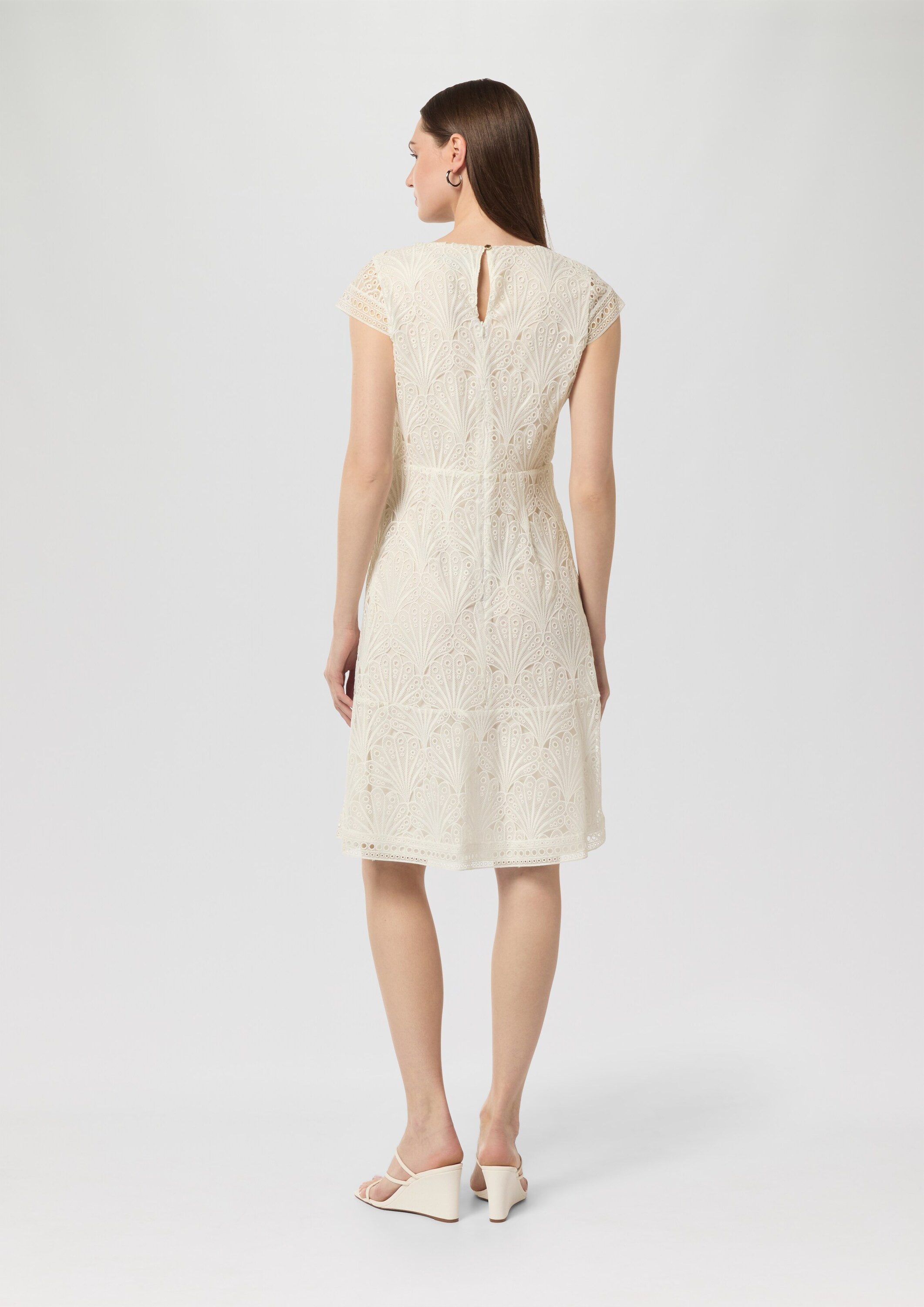 comma Midikleid (1-tlg) Stickerei, Strukturierter Griff