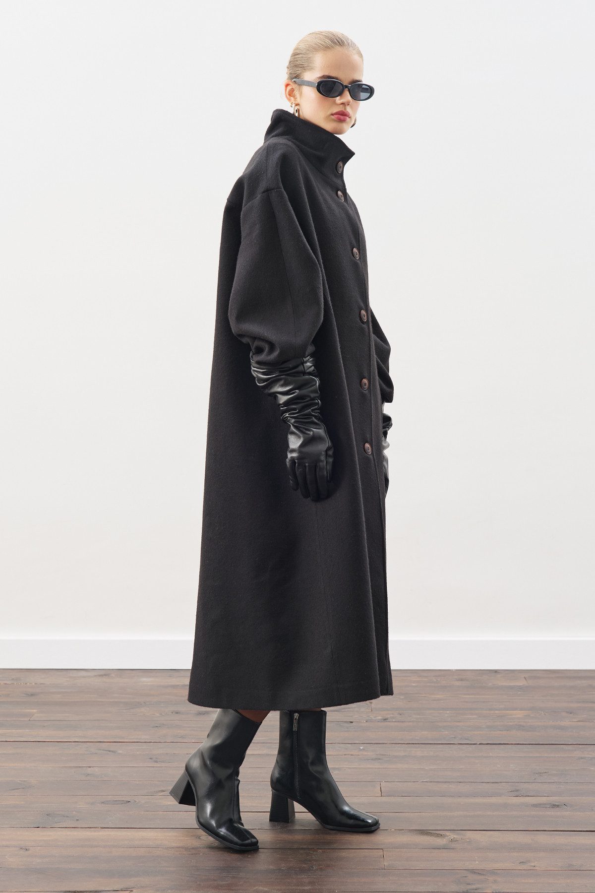 MANUKA Wintermantel GAIA WEITERMANTEL SCHWARZ
