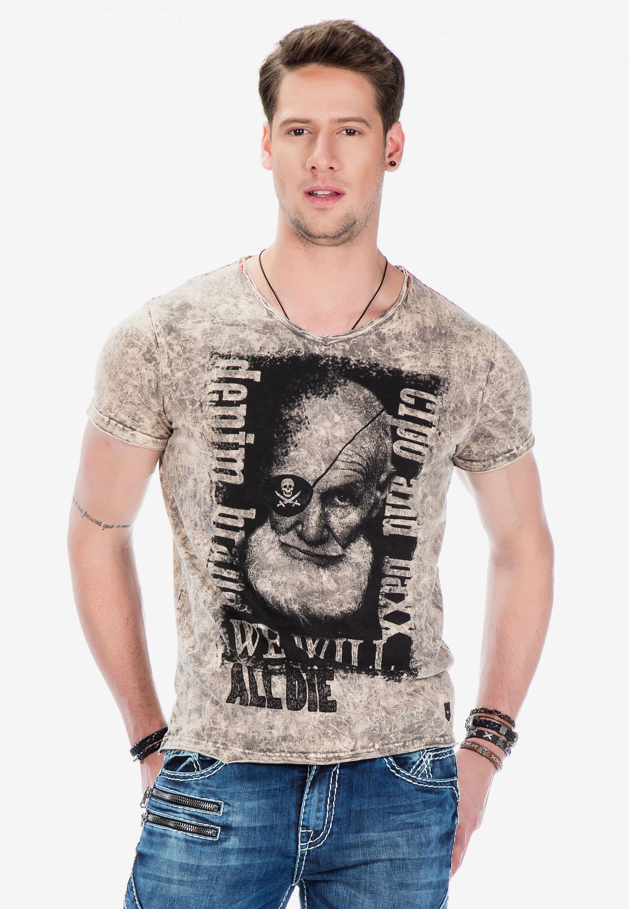Cipo & Baxx T-Shirt mit tollem Frontprint braun | T-Shirts