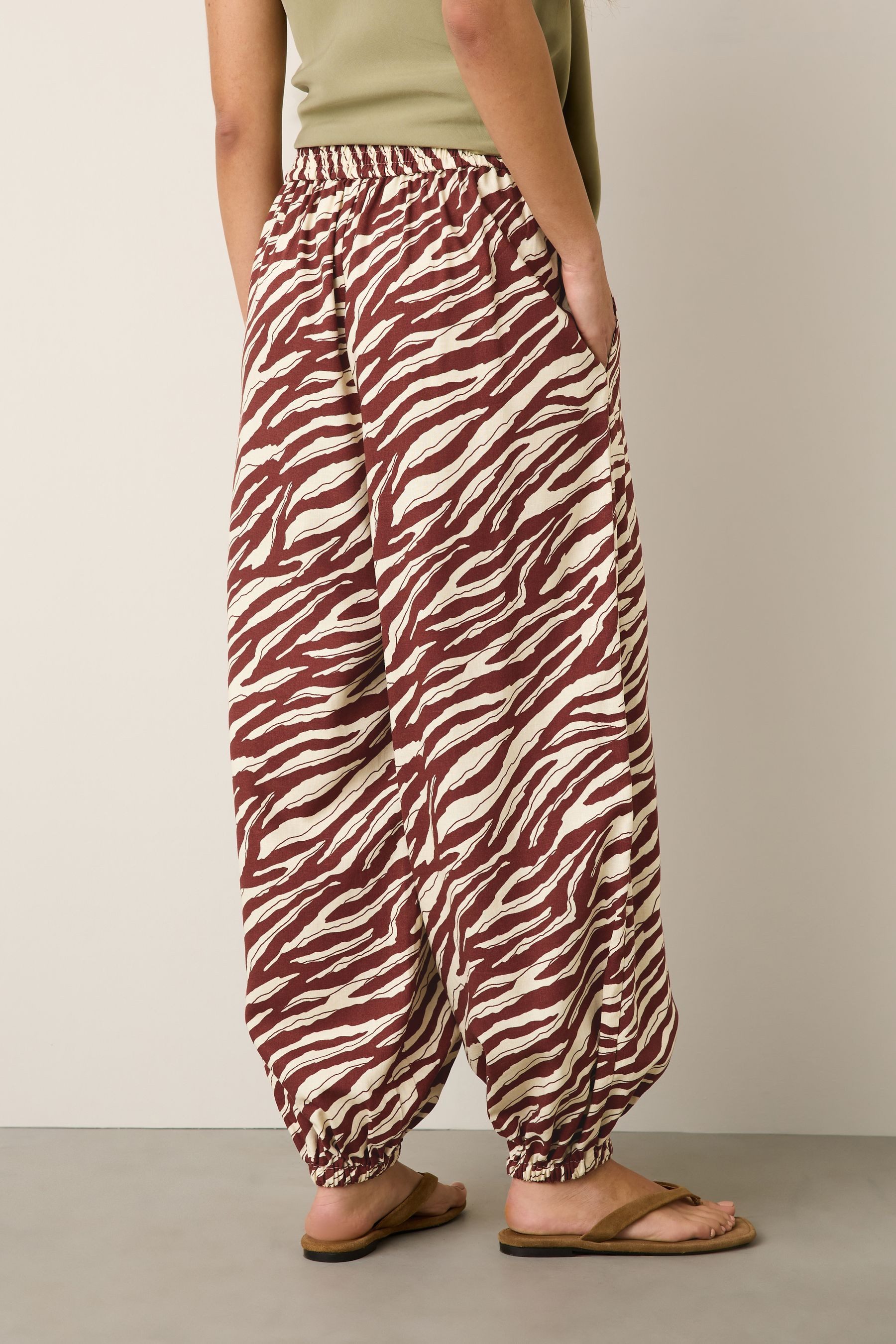 Next Leinenhose Hose mit Ballonschnitt und Leinenanteil (1-tlg)