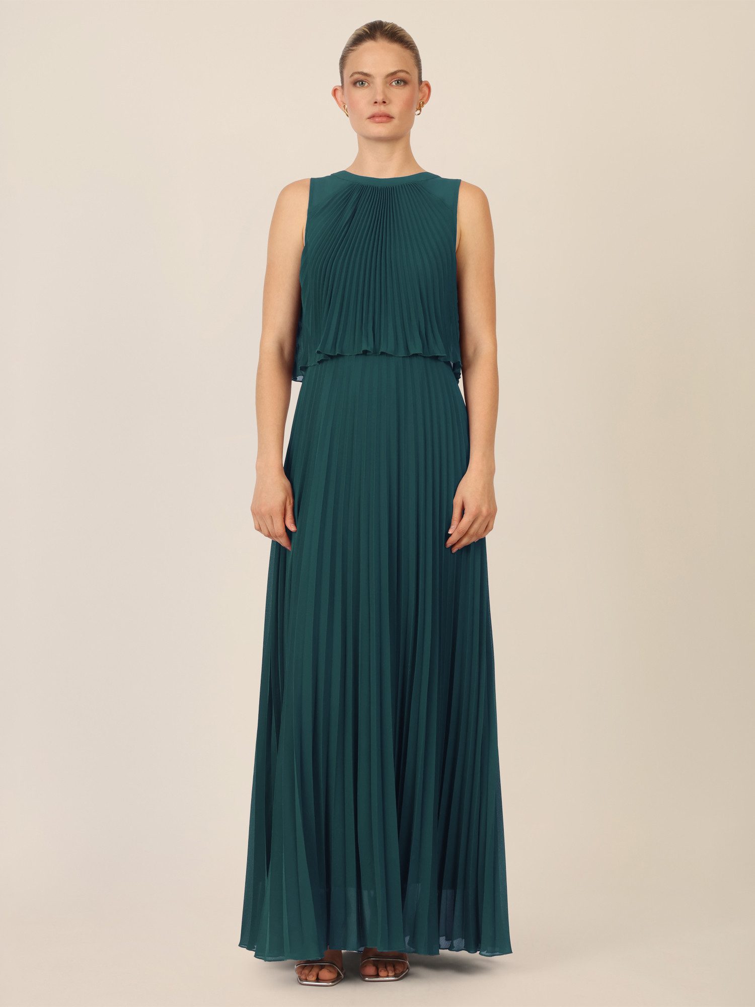 Apart Abendkleid mit Plisseefalten und Lagenoptik günstig online kaufen