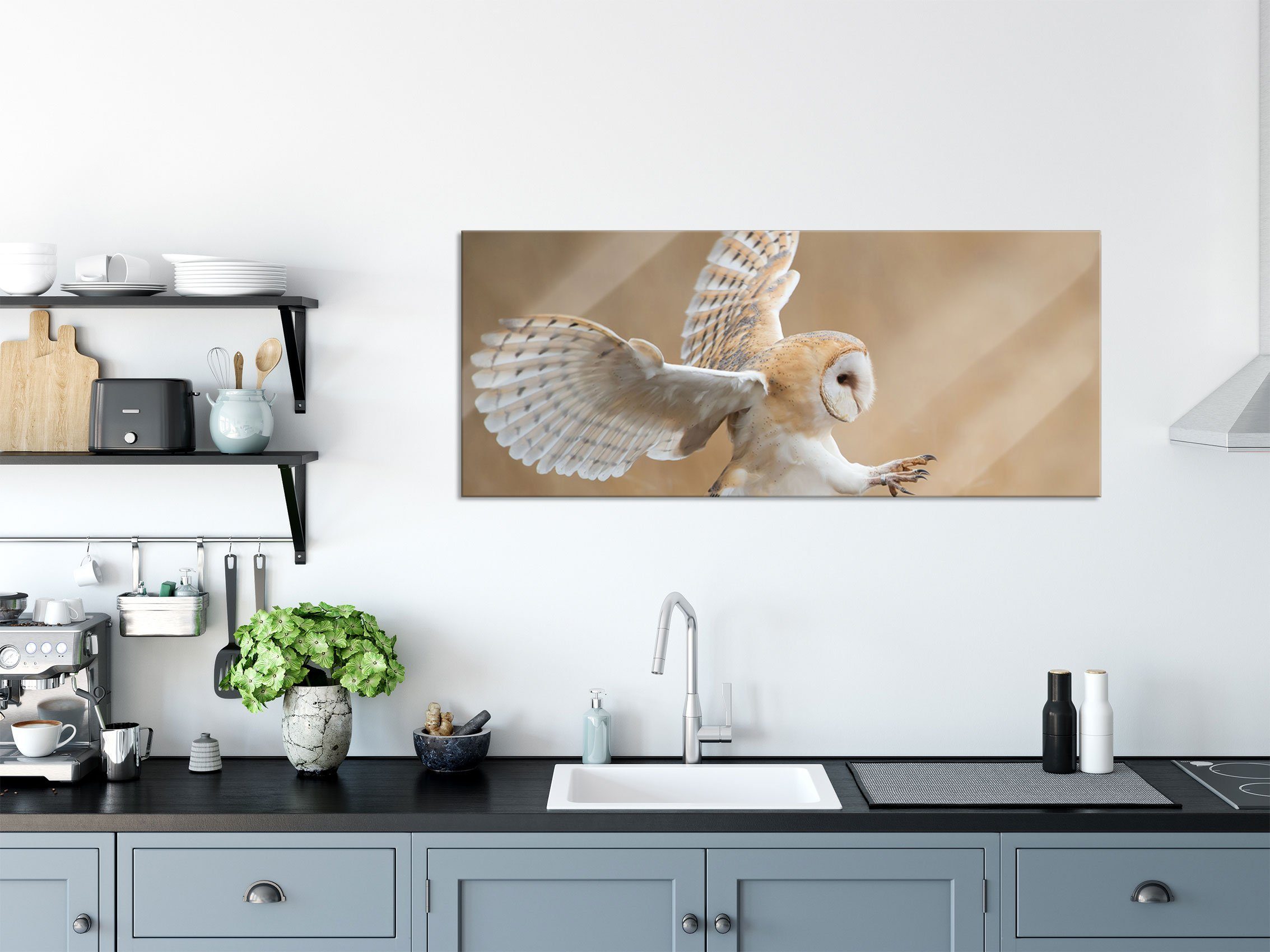 Pixxprint Glasbild Fliegende Weiße Eule bei der Jagd, Fliegende Weiße Eule bei der Jagd (1 St), Glasbild aus Echtglas, inkl. Aufhängungen und Abstandshalter
