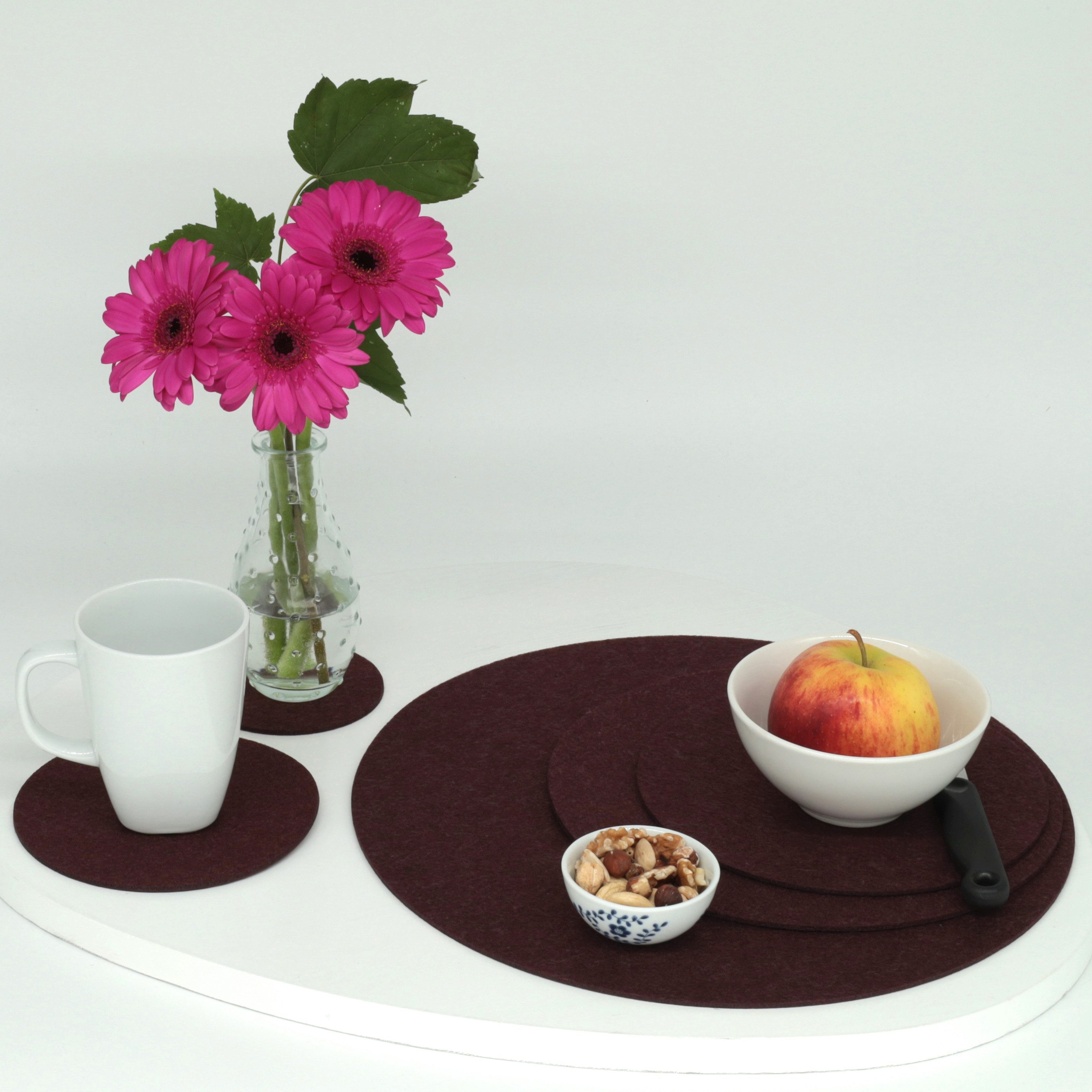 BIASTO Getränkeuntersetzer Runder Filz-Untersetzer, Scheibe Ø10cm, Burgund, Zubehör für Gläser, Vasen, Tassen, Teller, Tische, Gläser, Weingläser, Cocktails, Flaschen, Schalen, Tischdeko, Blumentopf, Inhalt: jeweils 1 Stück, einfach Mix mischen und Wunschkombination bestellen.