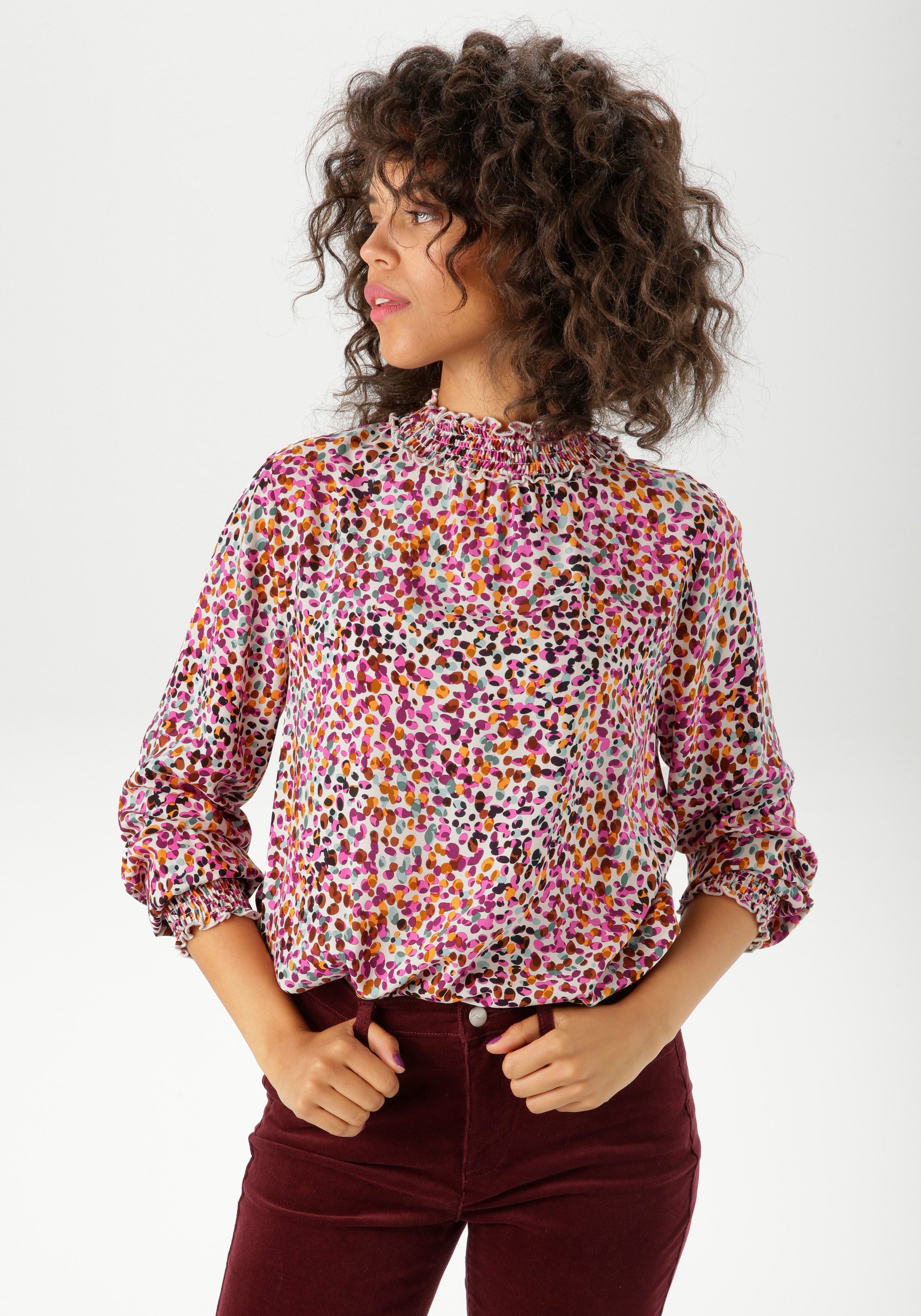 Aniston CASUAL Schlupfbluse mit farbharmonischen Tupfen bedruckt günstig online kaufen
