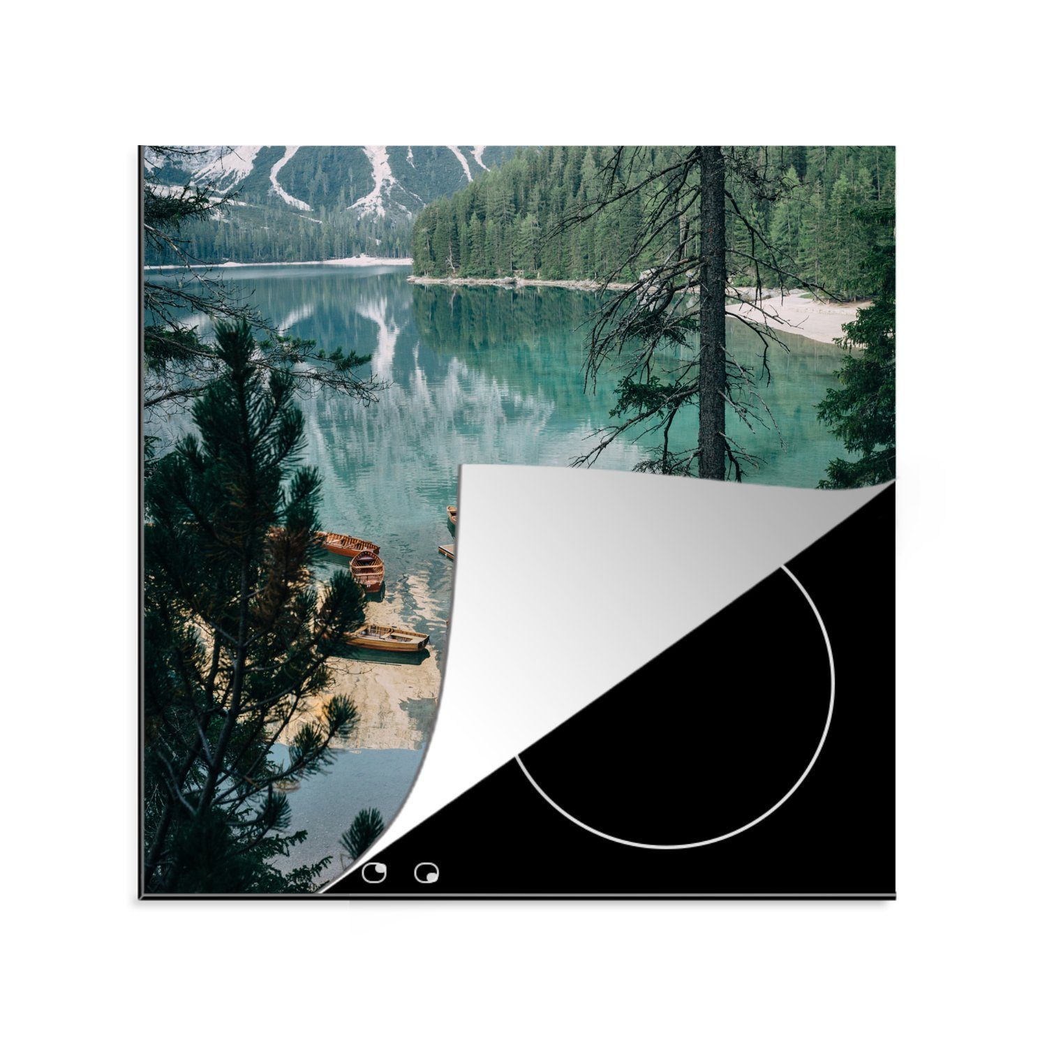 MuchoWow Herdblende-/Abdeckplatte Luftaufnahme des Pragser Wildsees in Italien, Vinyl, (1 tlg), 78x78 cm, Ceranfeldabdeckung, Arbeitsplatte für küche
