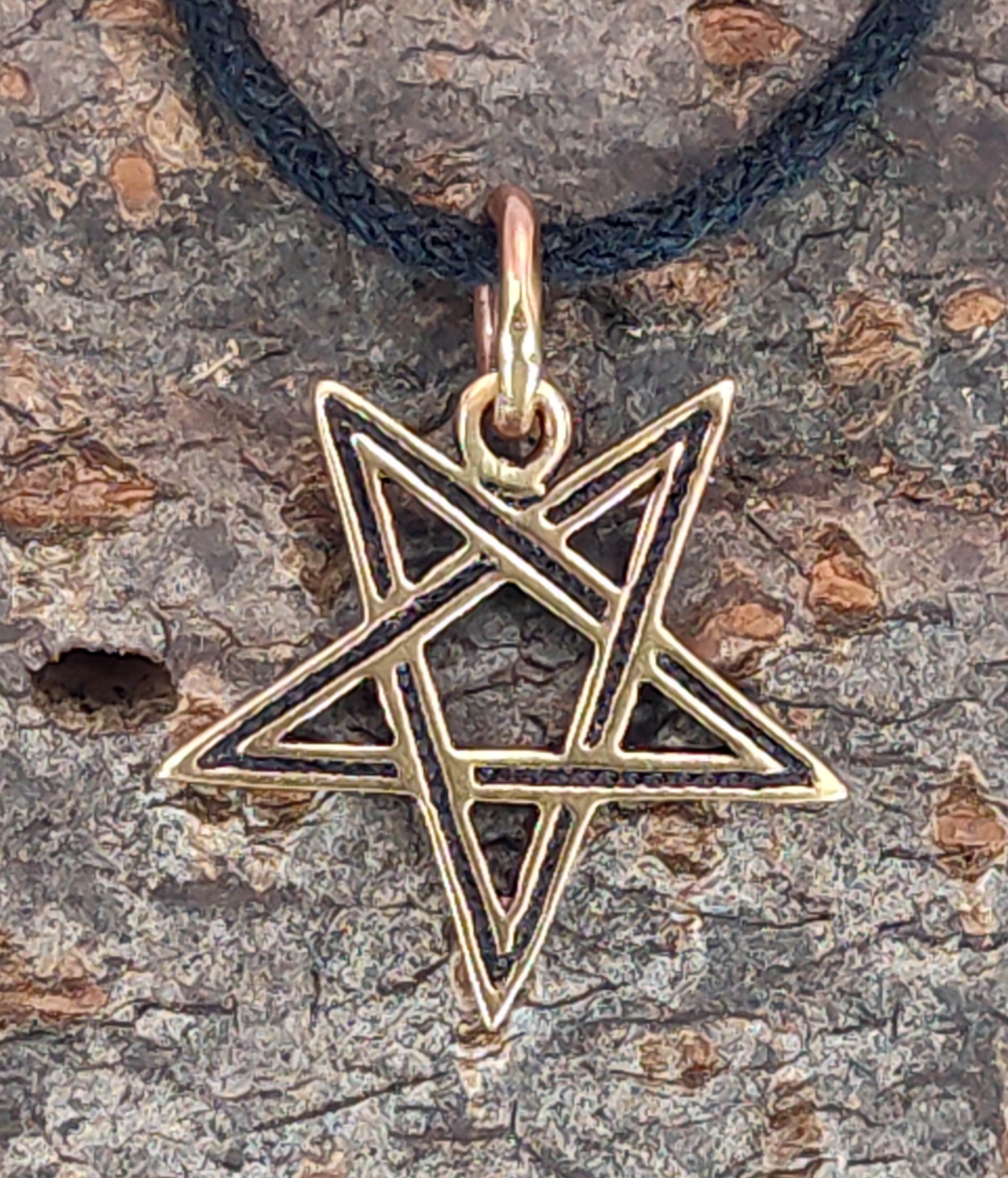 Kiss of Leather Kettenanhänger Pentagramm Luzifer Bronze Hexe Satan Drudenfuß Magie
