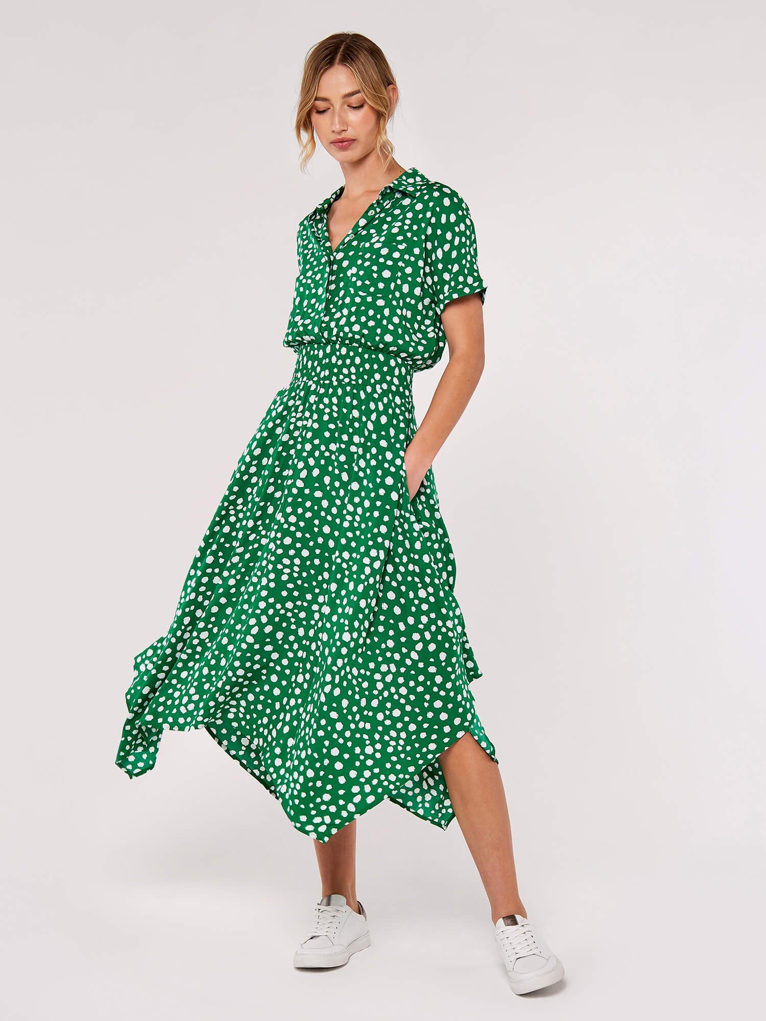 Apricot Midikleid Gepunktetes Midikleid mit gesmokter Taille
