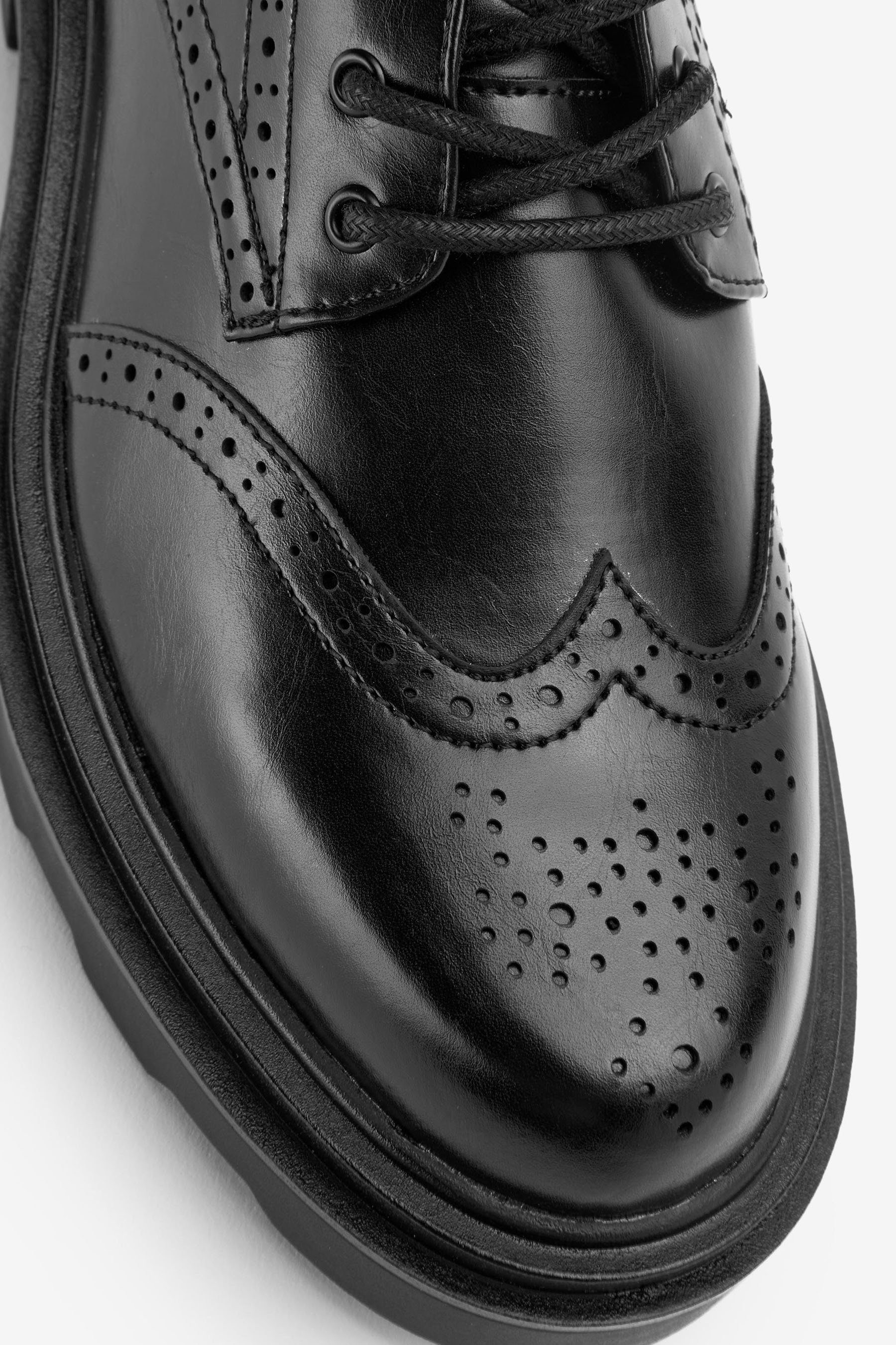Schuhe Halbschuhe Next Budapester-Schuhe zum Schnüren mit dicker Sohle Schnürschuh