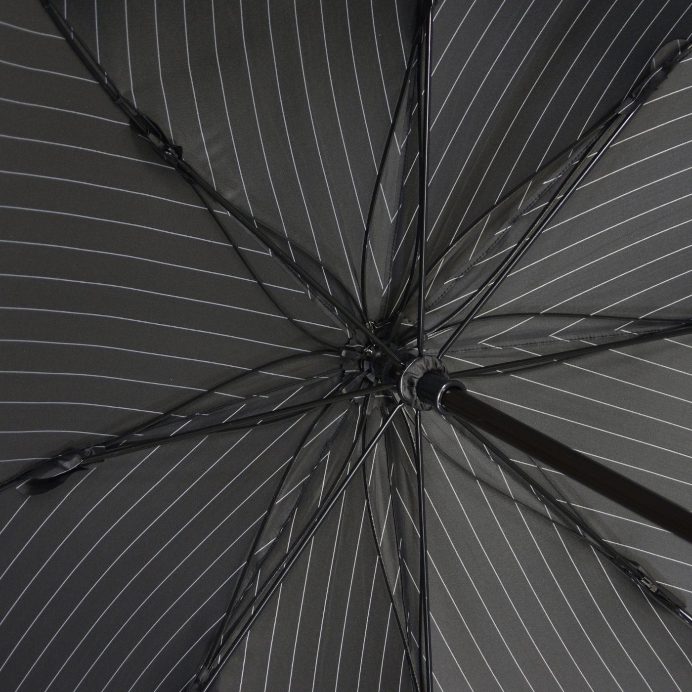 Stützschirm stabil, sehr Nadelstreifen Holzgriff höhenverstellbar schwarz-weiß iX-brella Langregenschirm