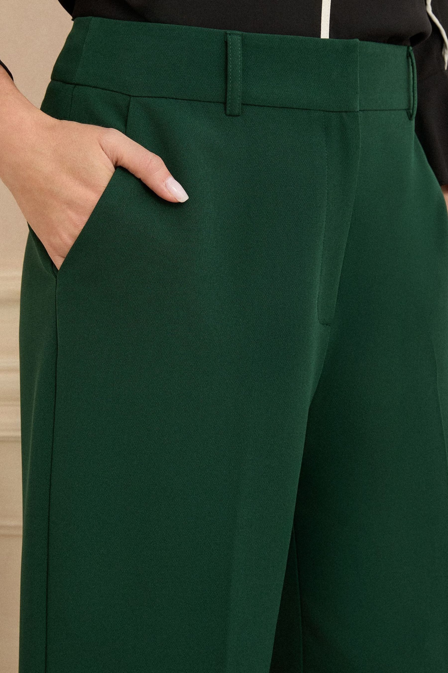 Love & Roses Stoffhose Love & Roses Hose mit weitem Bein, Kurzgröße (1-tlg)