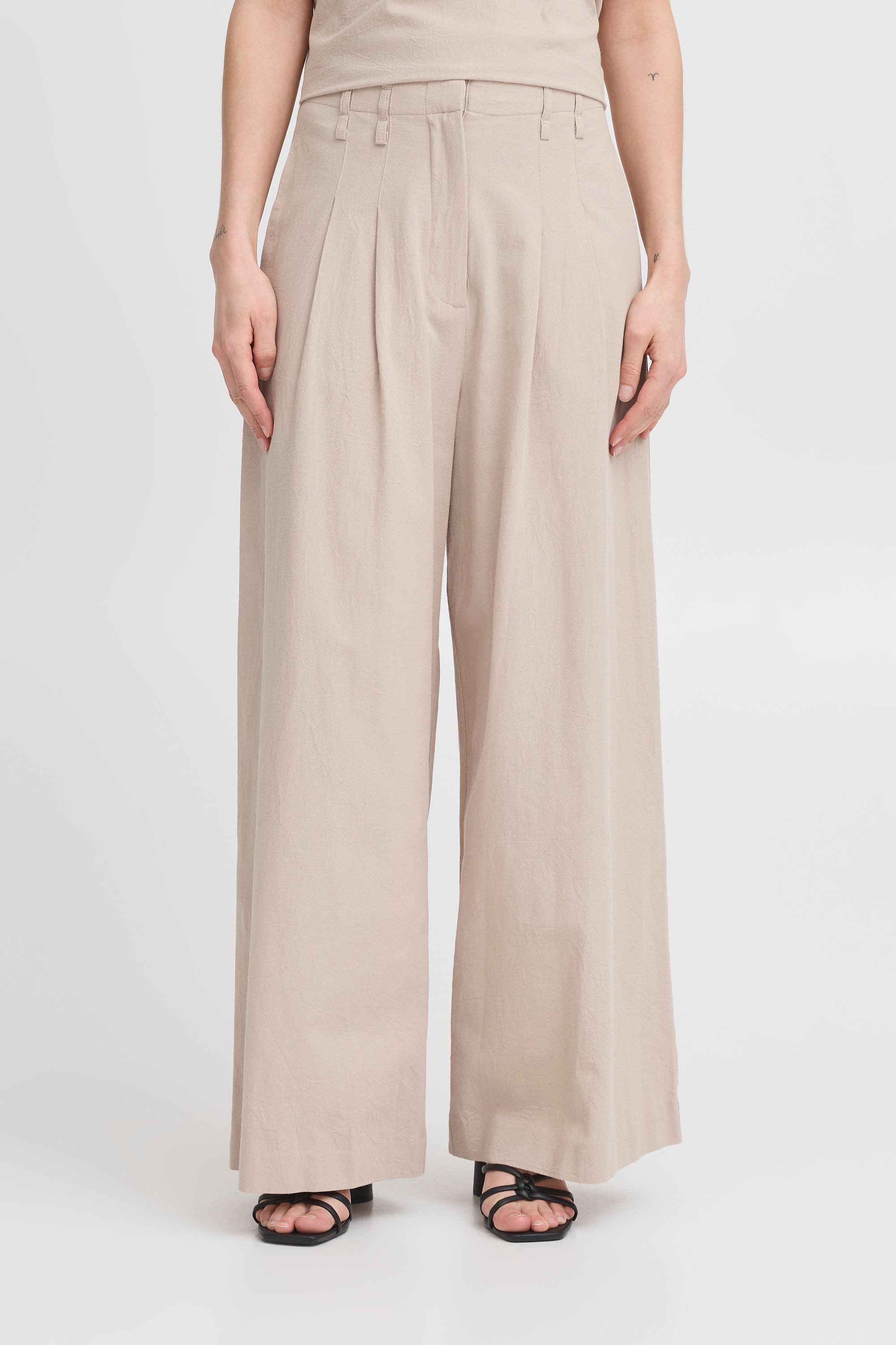 Ichi Loungehose IHUNITY lässige Hose mit Bundfalten und Kordel günstig online kaufen