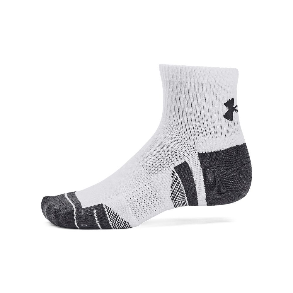 Under Armour® Sportsocken UA PERFORMANCE TECH 3PK QTR (3-Paar) für vielseitige Aktivitäten, mit Elasthan-Anteil, sportlicher Stil