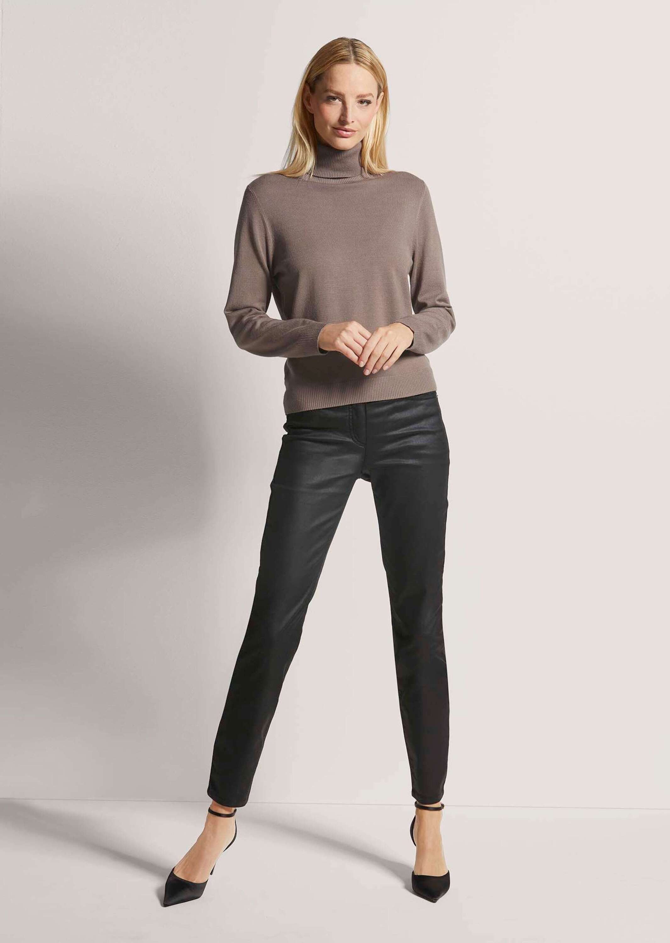 MADELEINE Strickpullover Schmaler Feinstrickpullover Schmaler Rollkragenpul günstig online kaufen