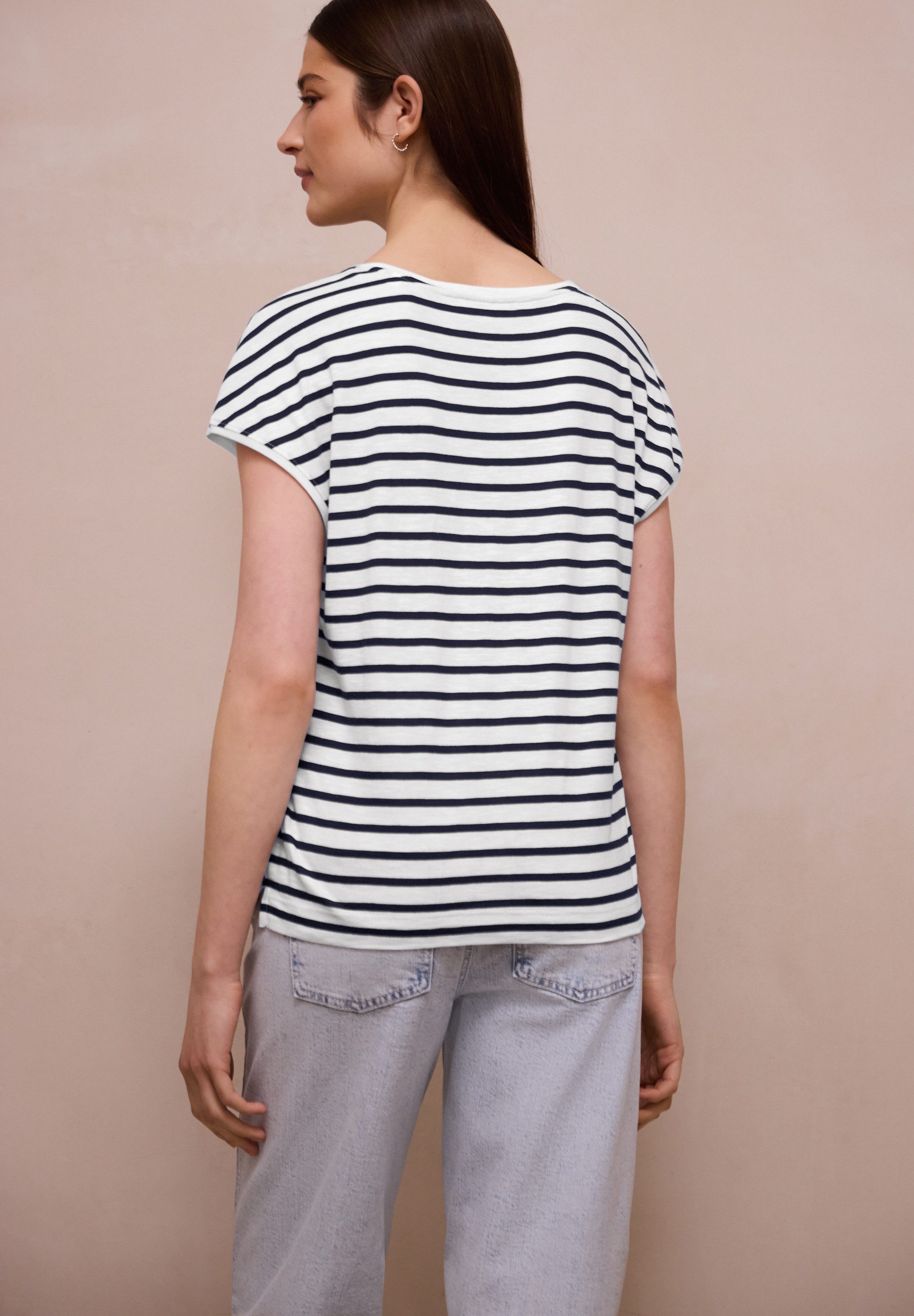 STREET ONE STUDIO V-Shirt im Streifen-Design – Bild 2 von 5
