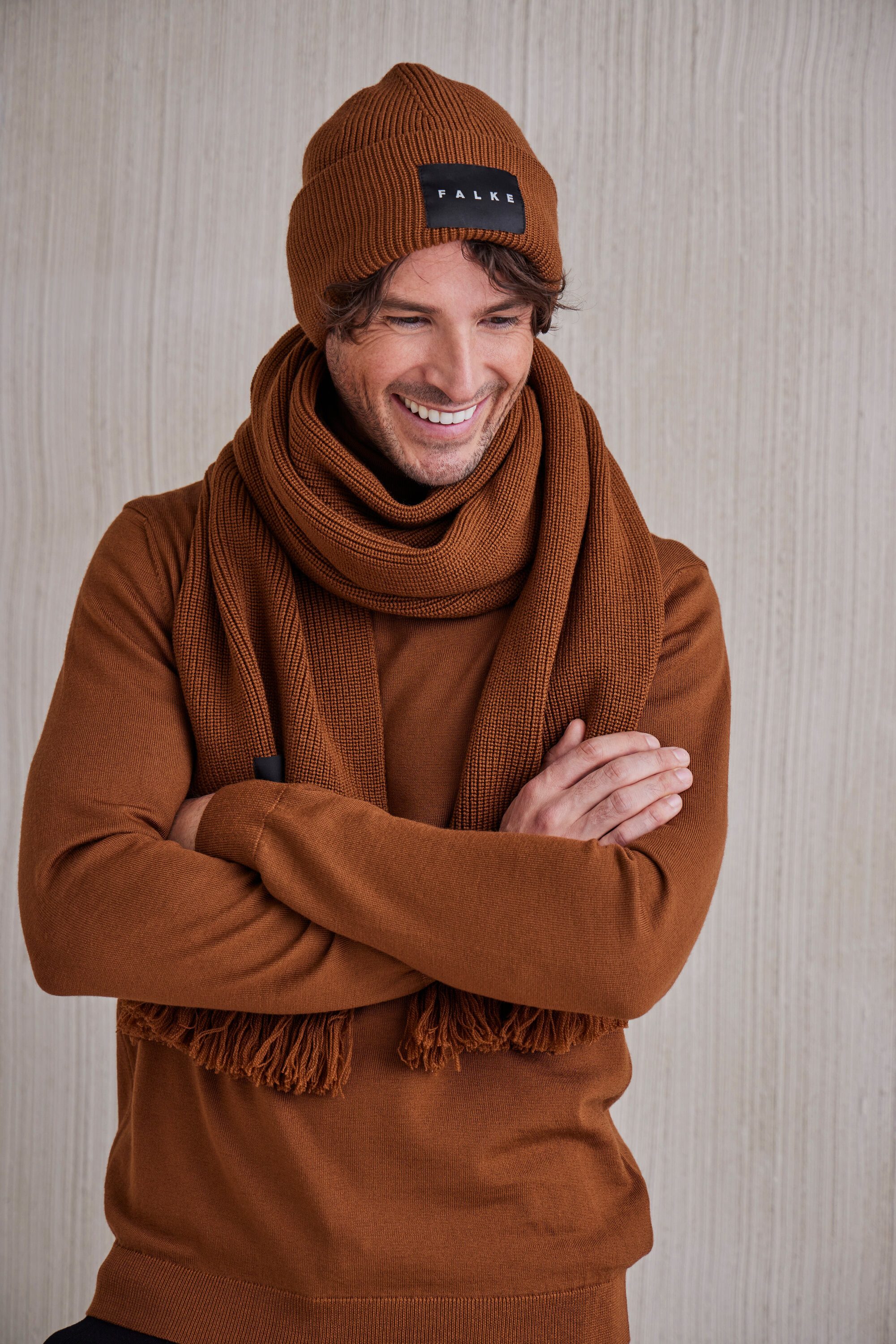 FALKE Strickmütze FALKE Unisex mit feinster Merinowolle (1-St) mit feinster Merinowolle