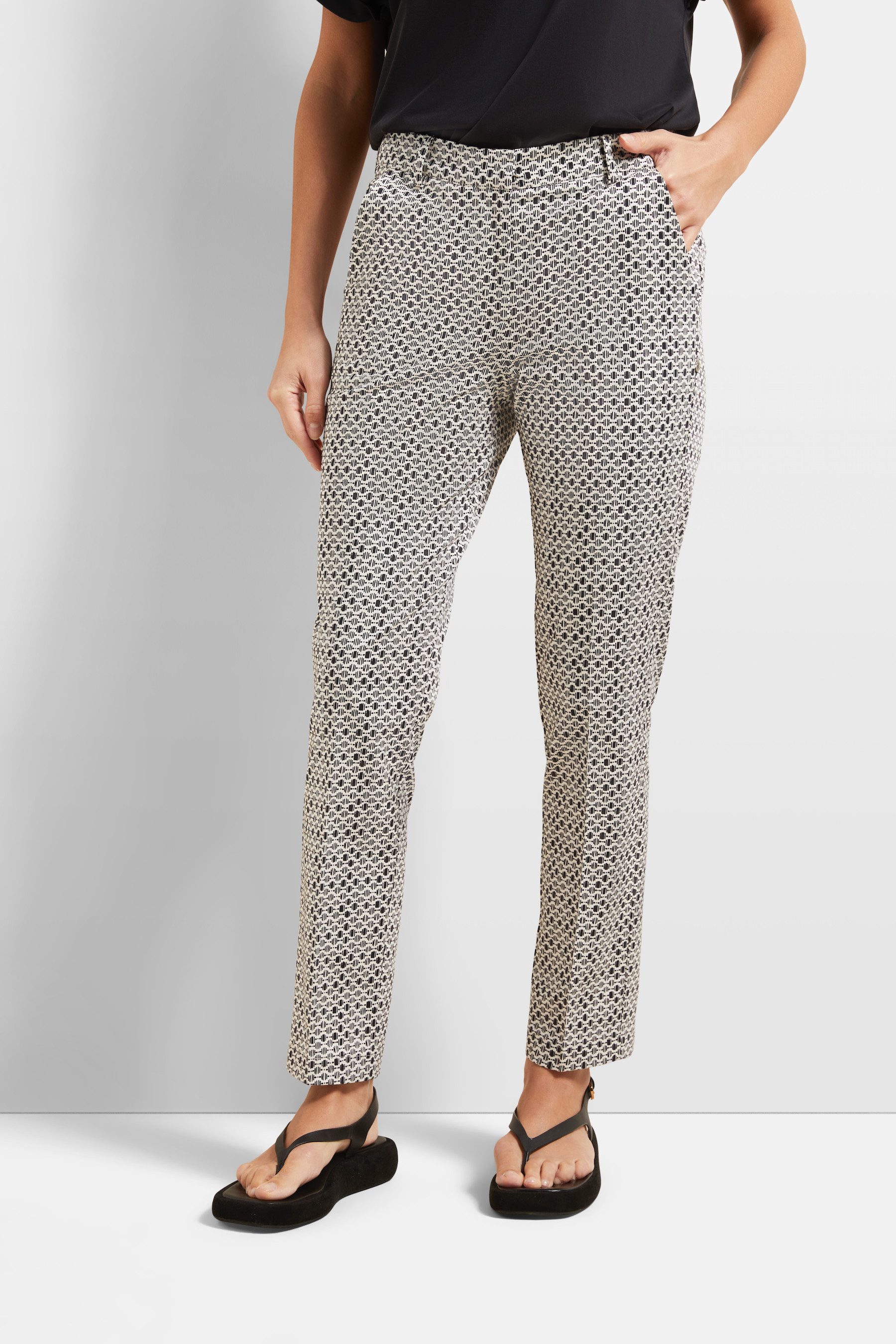 bugatti Stoffhose aus elastischer Baumwolle