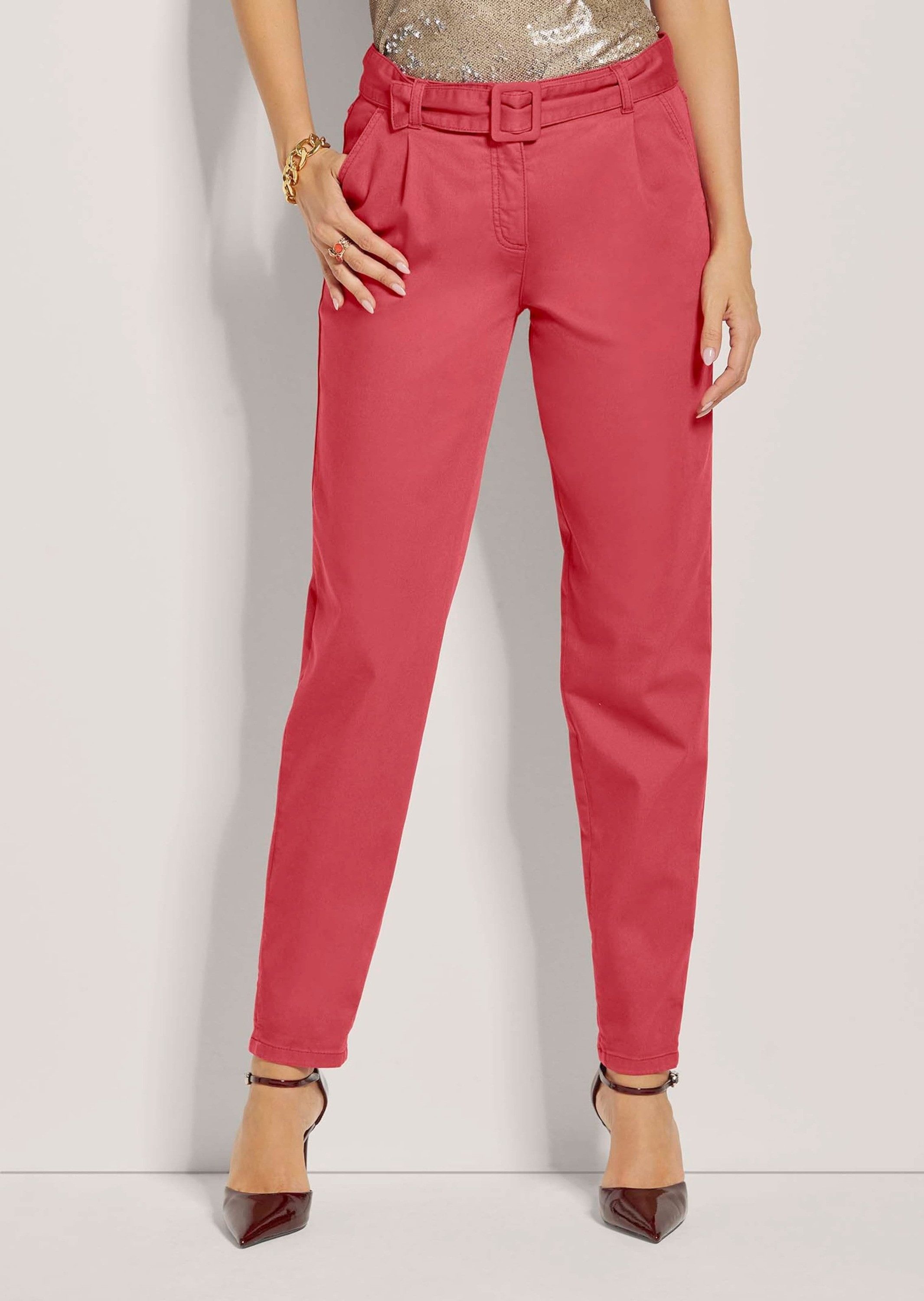 MADELEINE Gerade Джинсы Karotten-Jeans mit Bundfalten