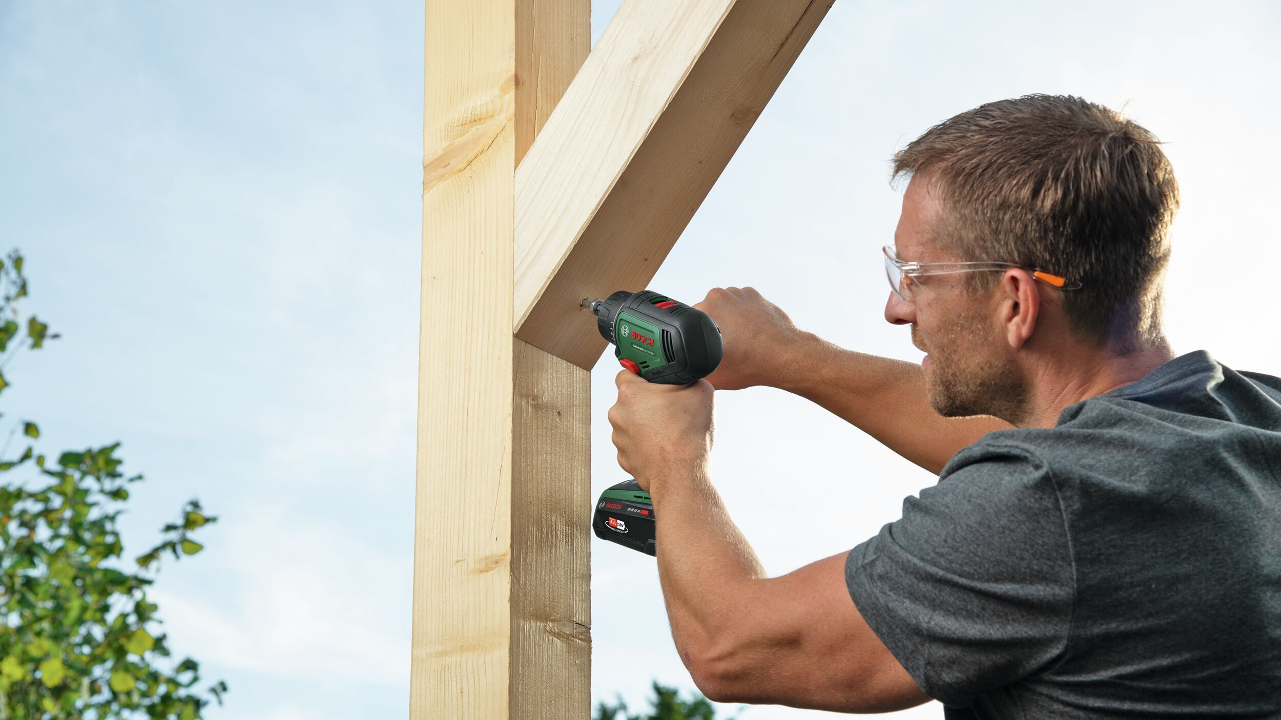 BOSCH Akku-Bohrschrauber AdvancedDrill 18V-80, 18 V, max. 500 U/min, QuickSnap mit 2x Akku 2,5 Ah - im Tragekoffer
