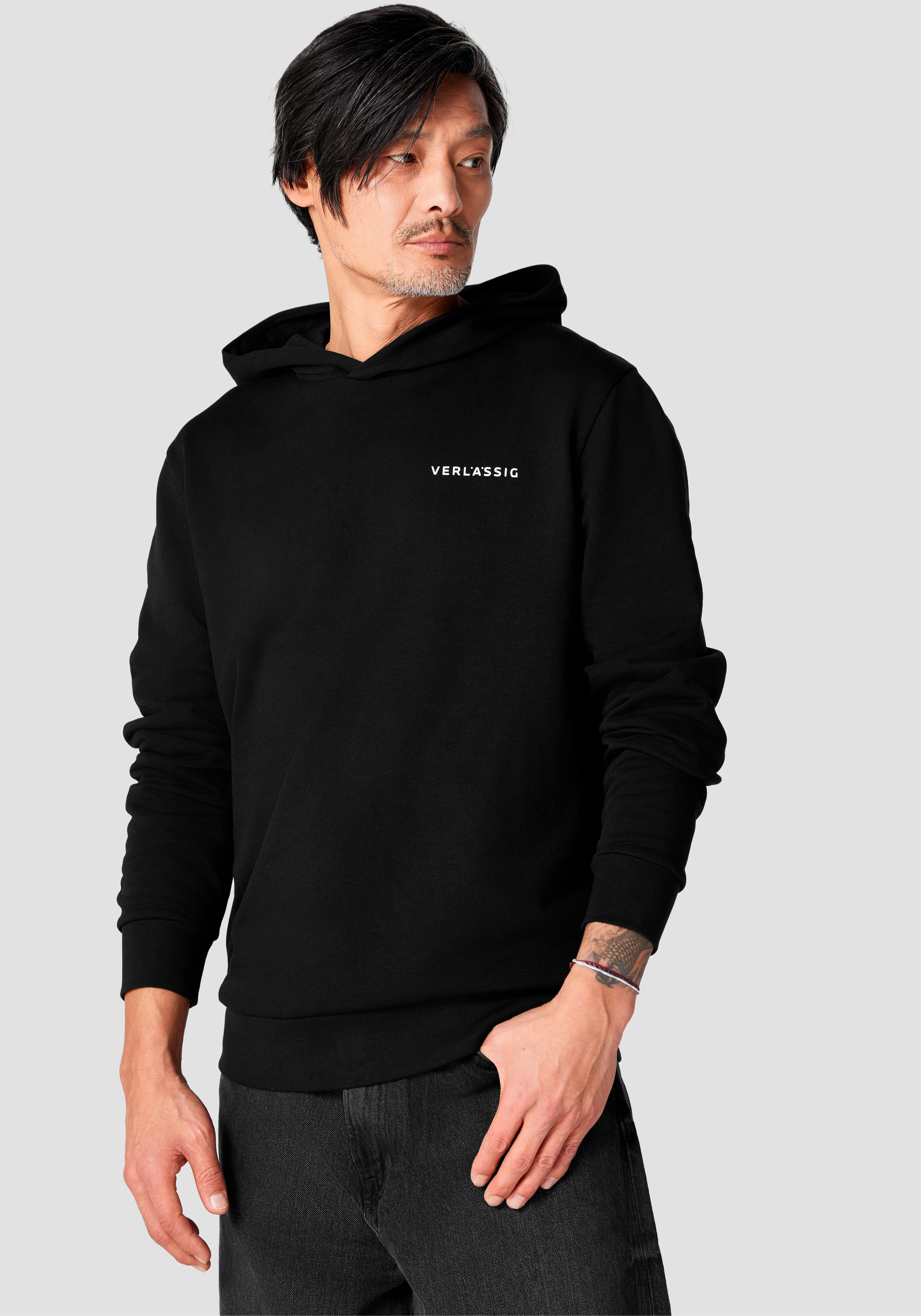 BMW Hoodie mit Druck auf Brusthöhe