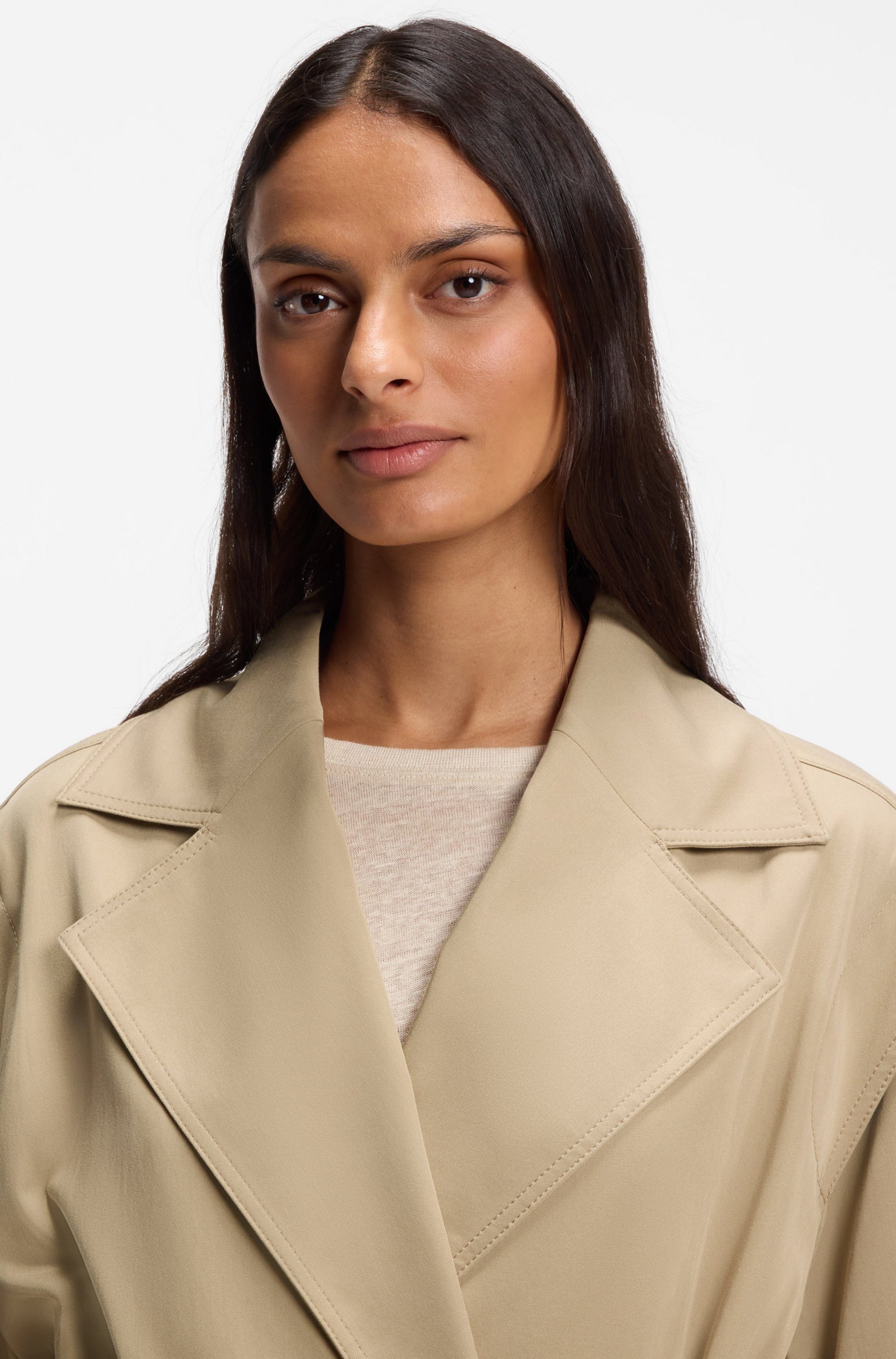 BOSS ORANGE Kurzjacke Jophelia Premium Damenmode aus softem Materialmix, mit Bindegürtel