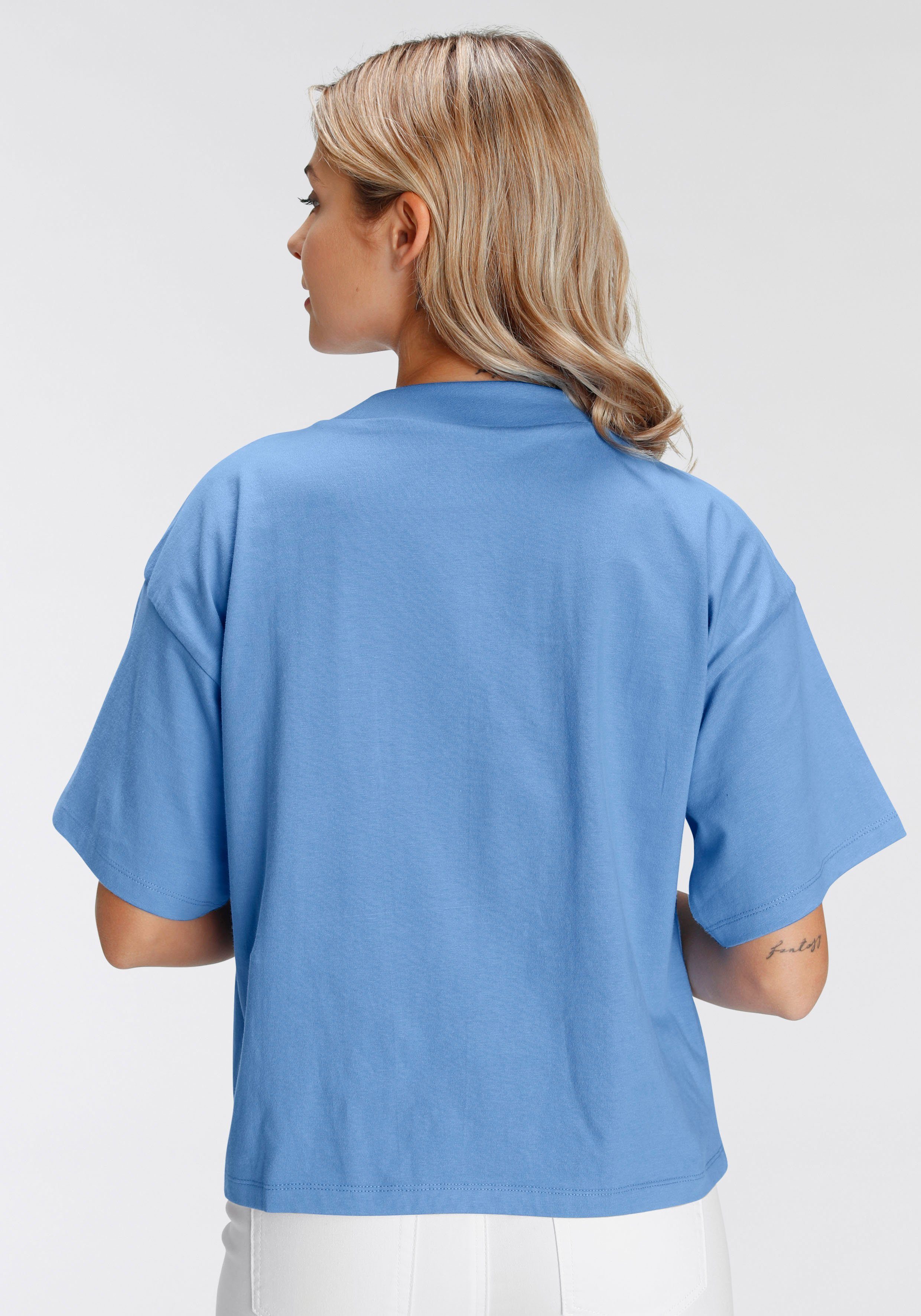AJC Oversize-Shirt mit modisch himmelblau breitem Rippen-Rundhalsausschnitt