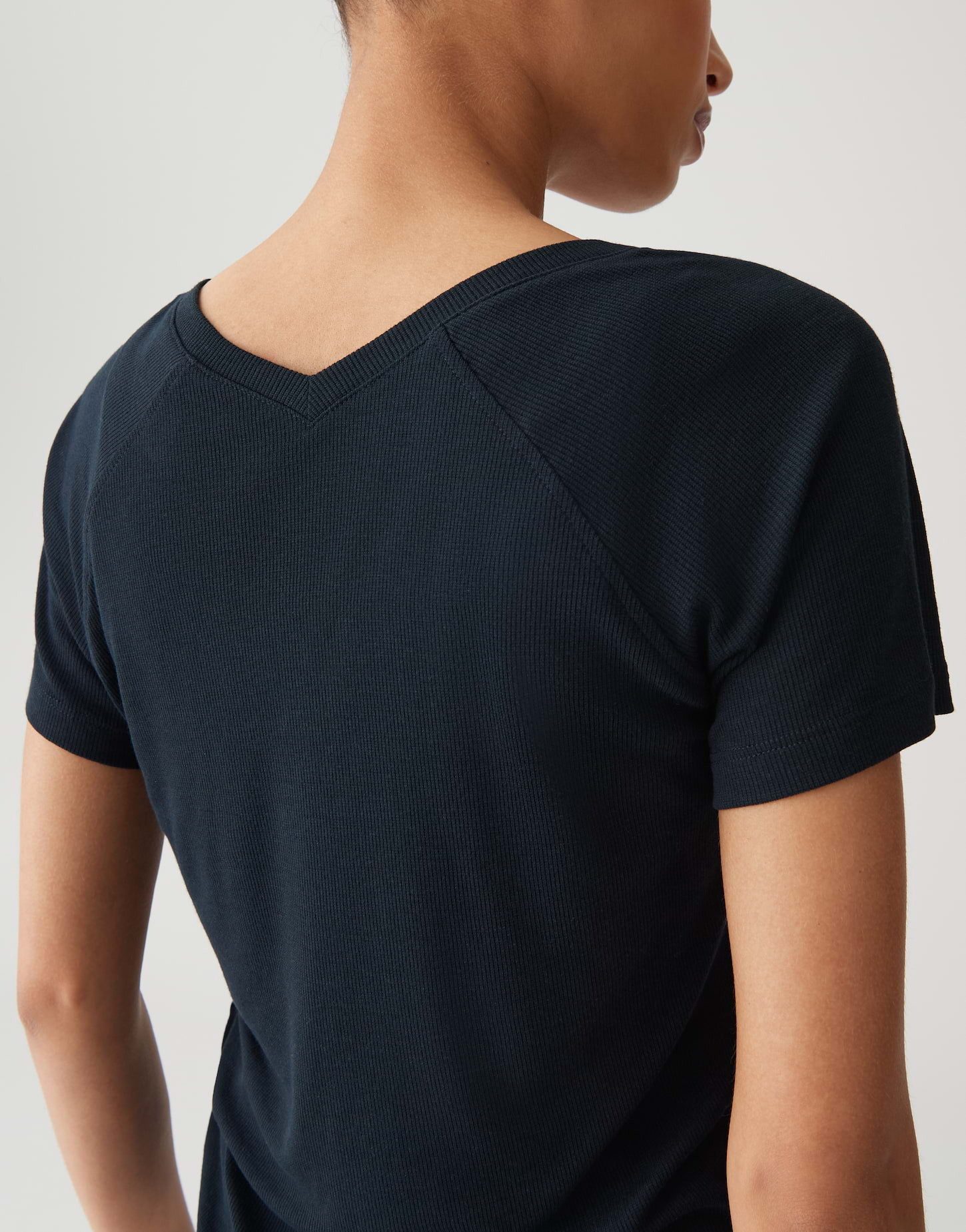 OPUS Kurzarmshirt SAVELLA Slim mit feiner Rippstruktur