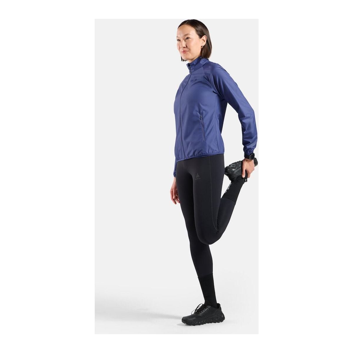Odlo Fahrradjacke Essential Light Vielseitige Damenjacke mit winddichtem, wasserabweisendem Material